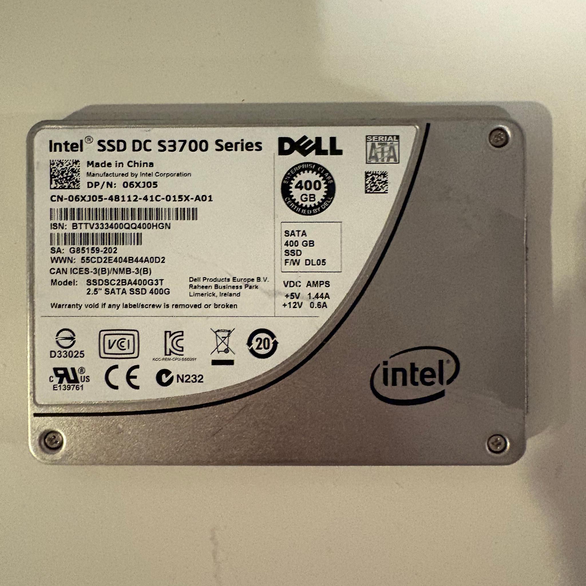 Intel SSD DC S3700 400GB SATA SSD