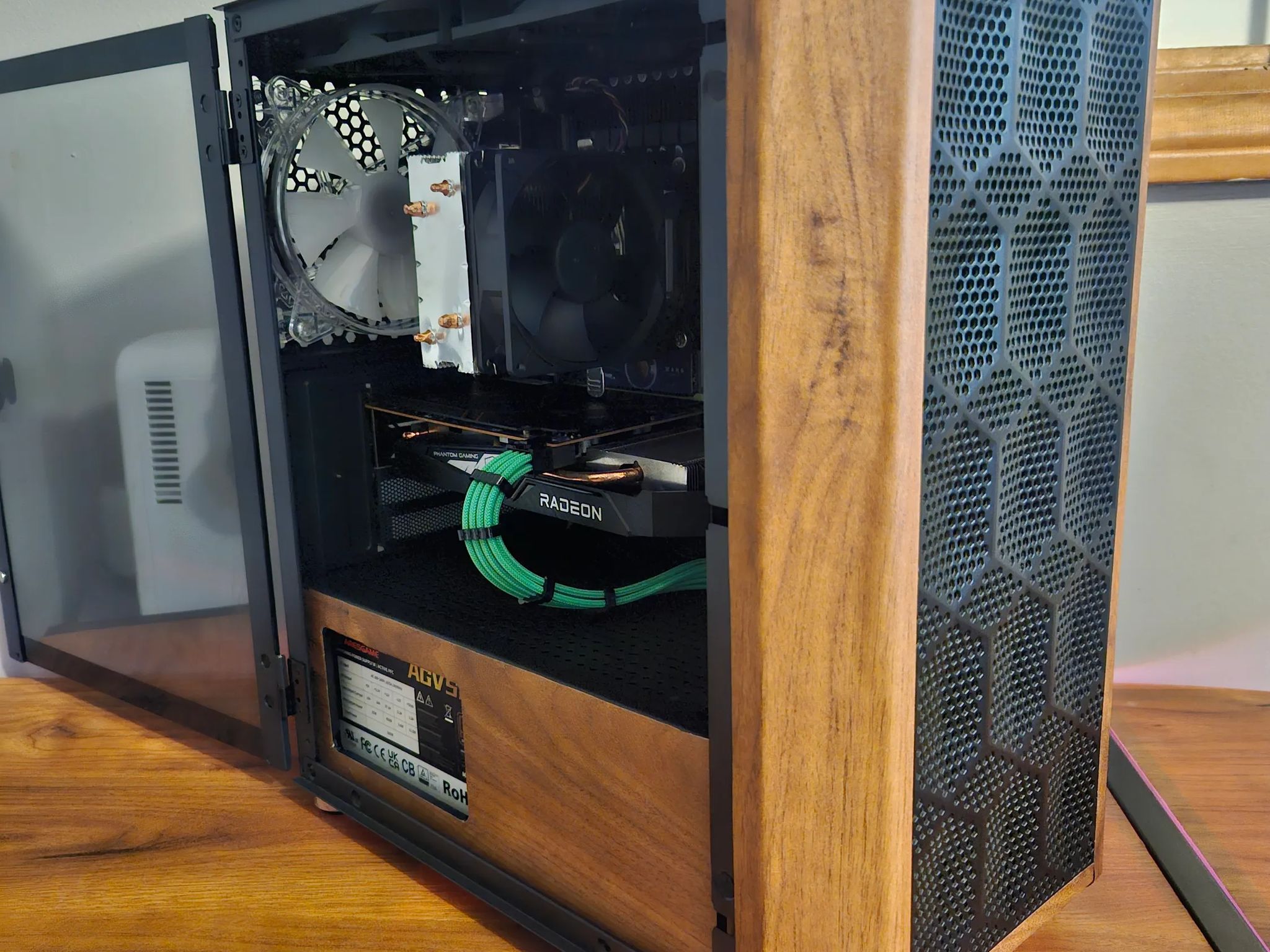 Budget Baller Intel 12 Core/ 16GB DDR4 / 512GB SSD / RX6500XT 4GB