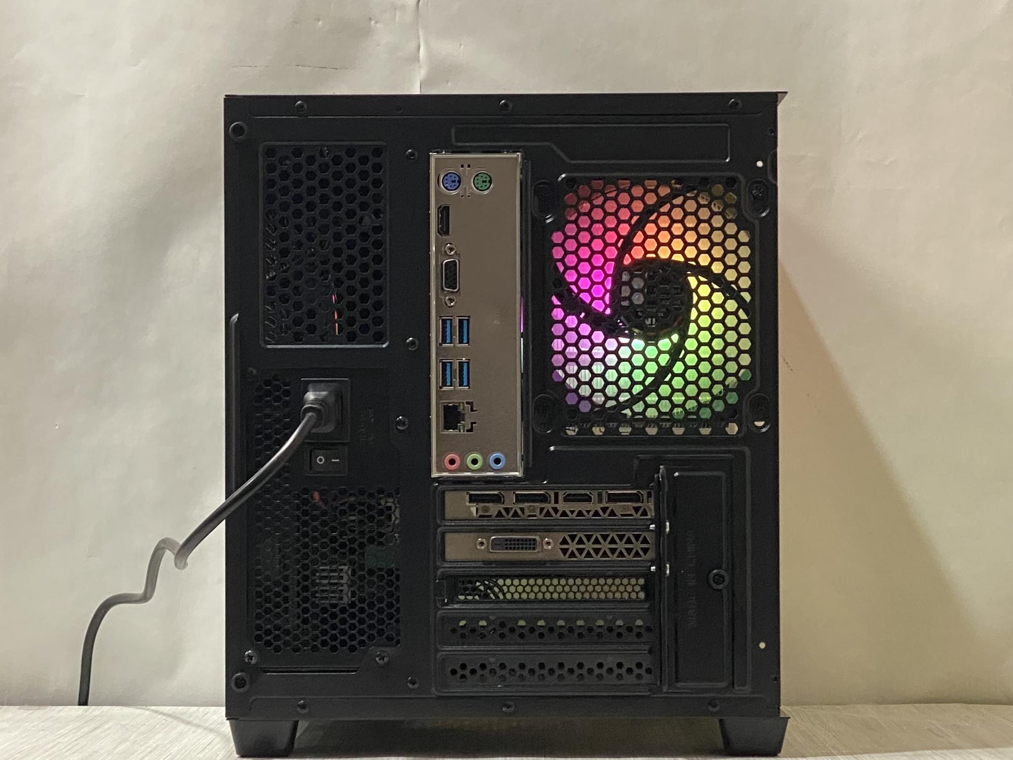 GTX 1070, Ryzen 5 2600, 16GB DDR4, 512GB NVMe SSD, WiFi - Budget Gaming PC