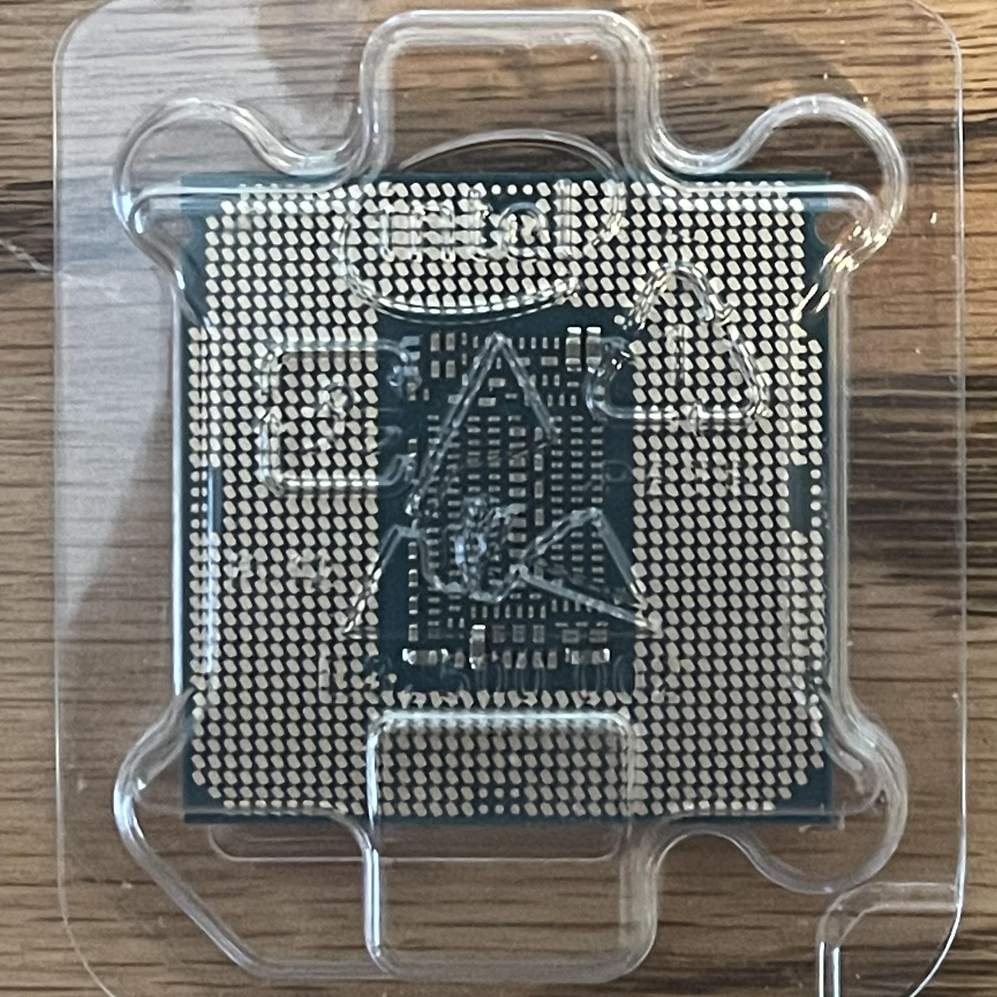 Used, Cleaned, Tested, i7-8700 CPU