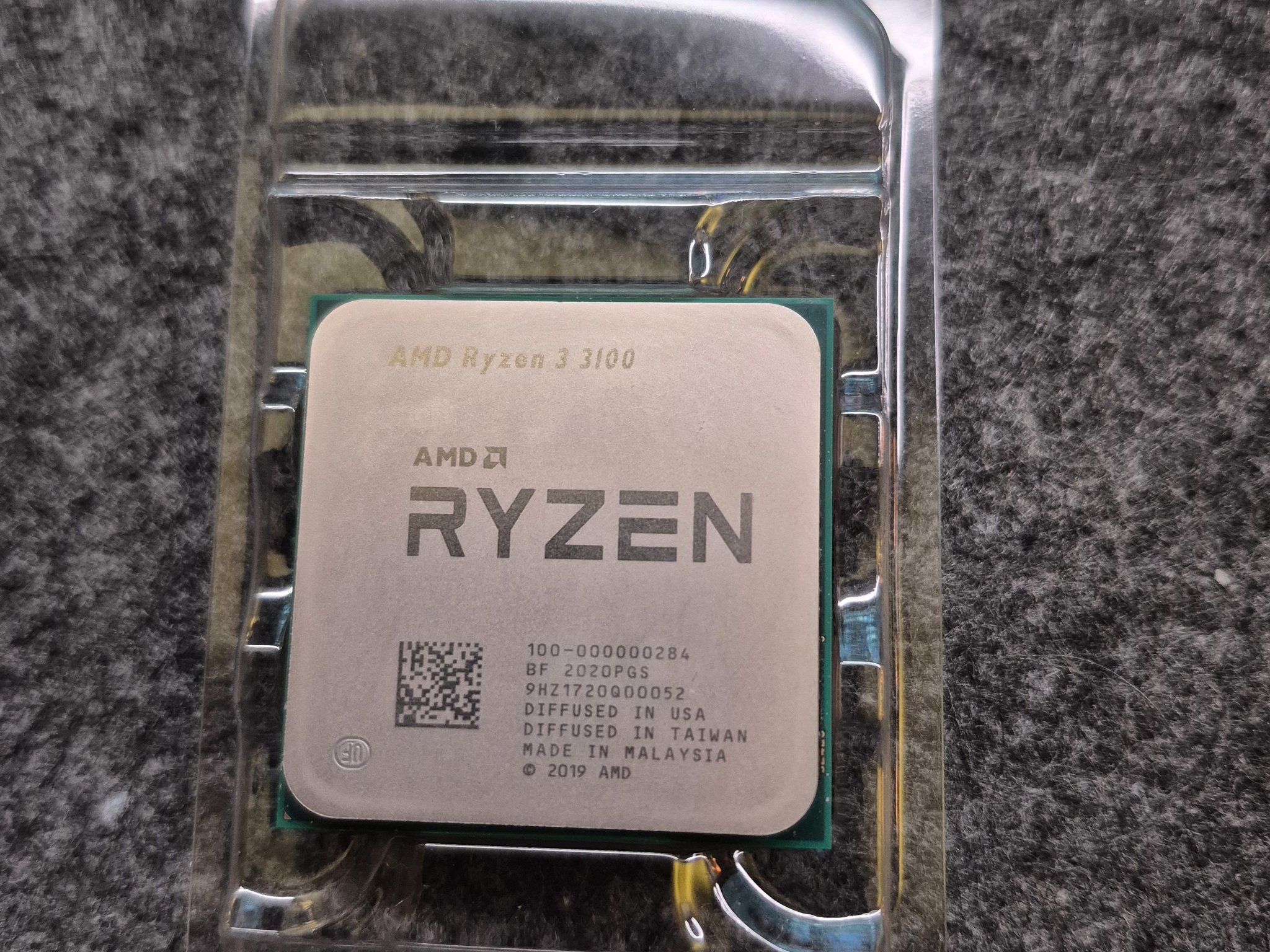 RYZEN 3 3100