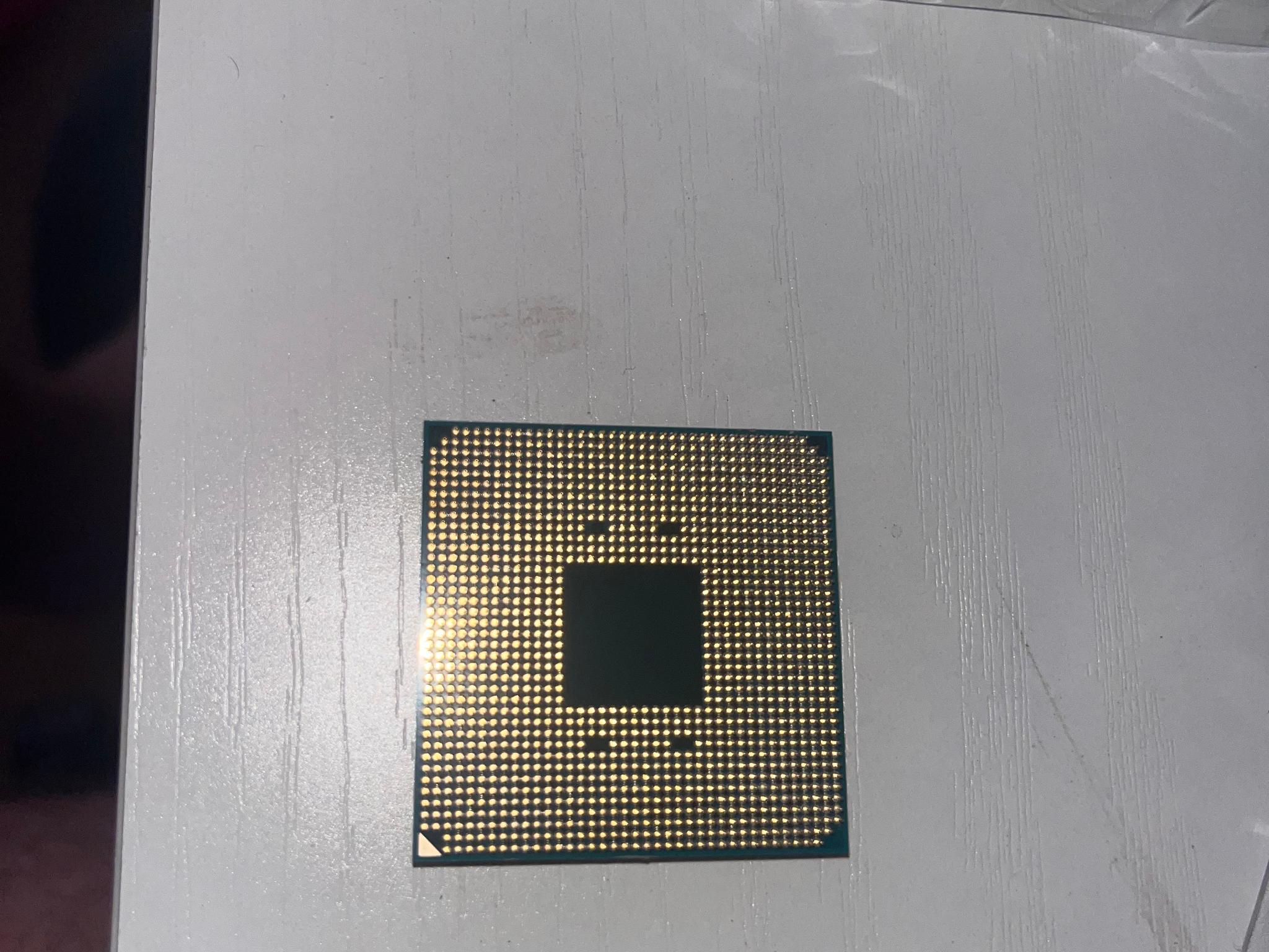 Ryzen 5 1600 CPU 6 Core, 12 Thread 3.2ghz base, 3.6ghz turbo with Low Profile AMD stock Fan included
