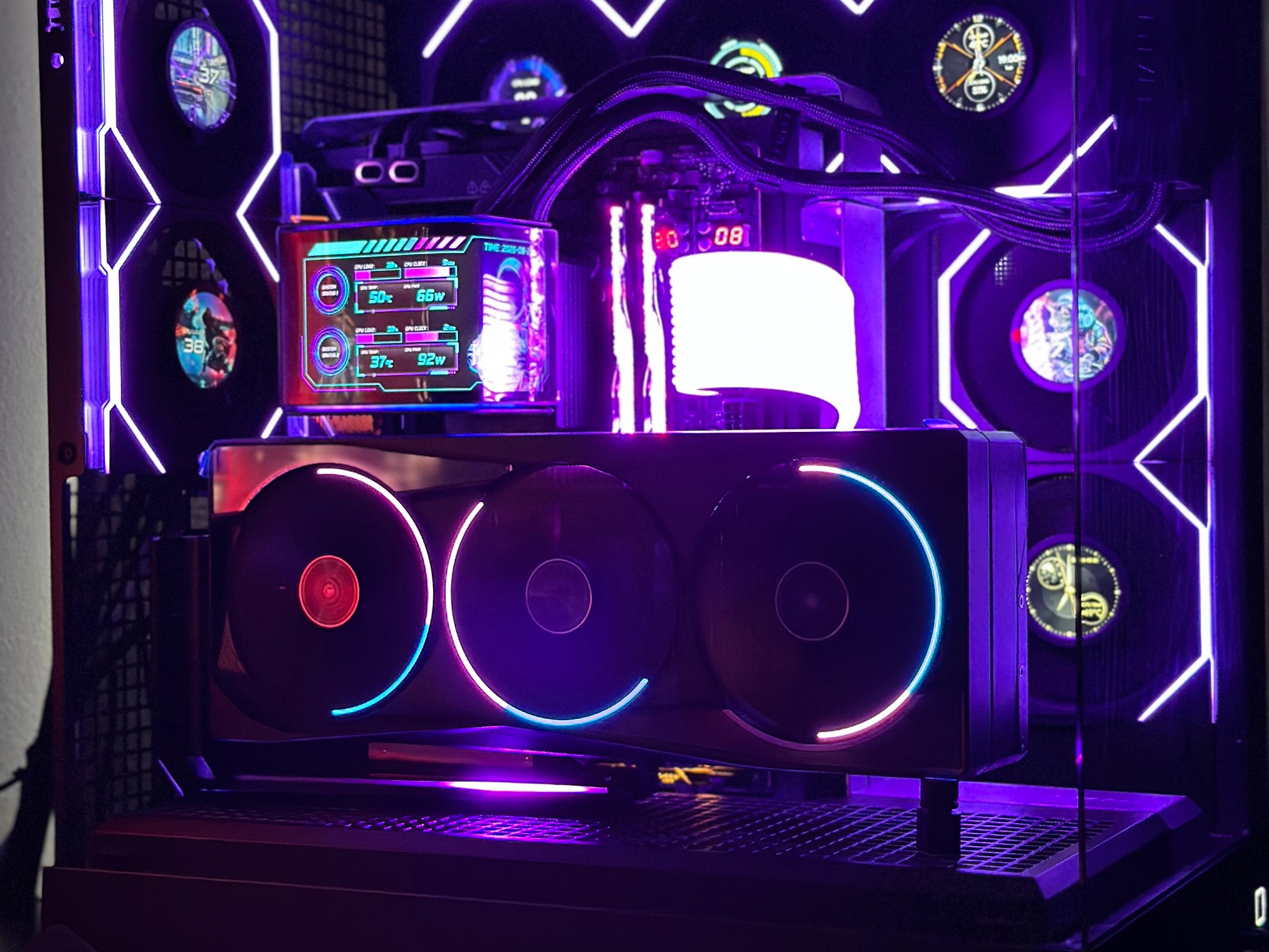 GeForce RTX 5080 Custom Gaming PC - Ryzen 7 9850X3D