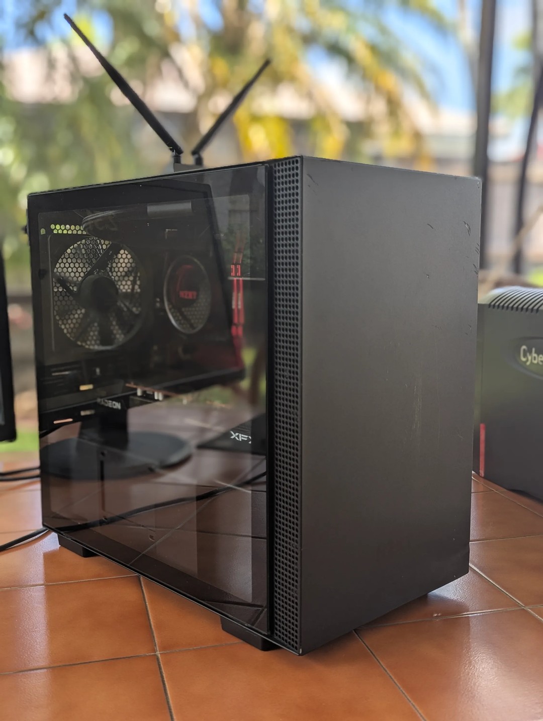 Obsidian Flame - ITX Build i7 9700k, RX 6600 XT, 16GB RAM, 512GB