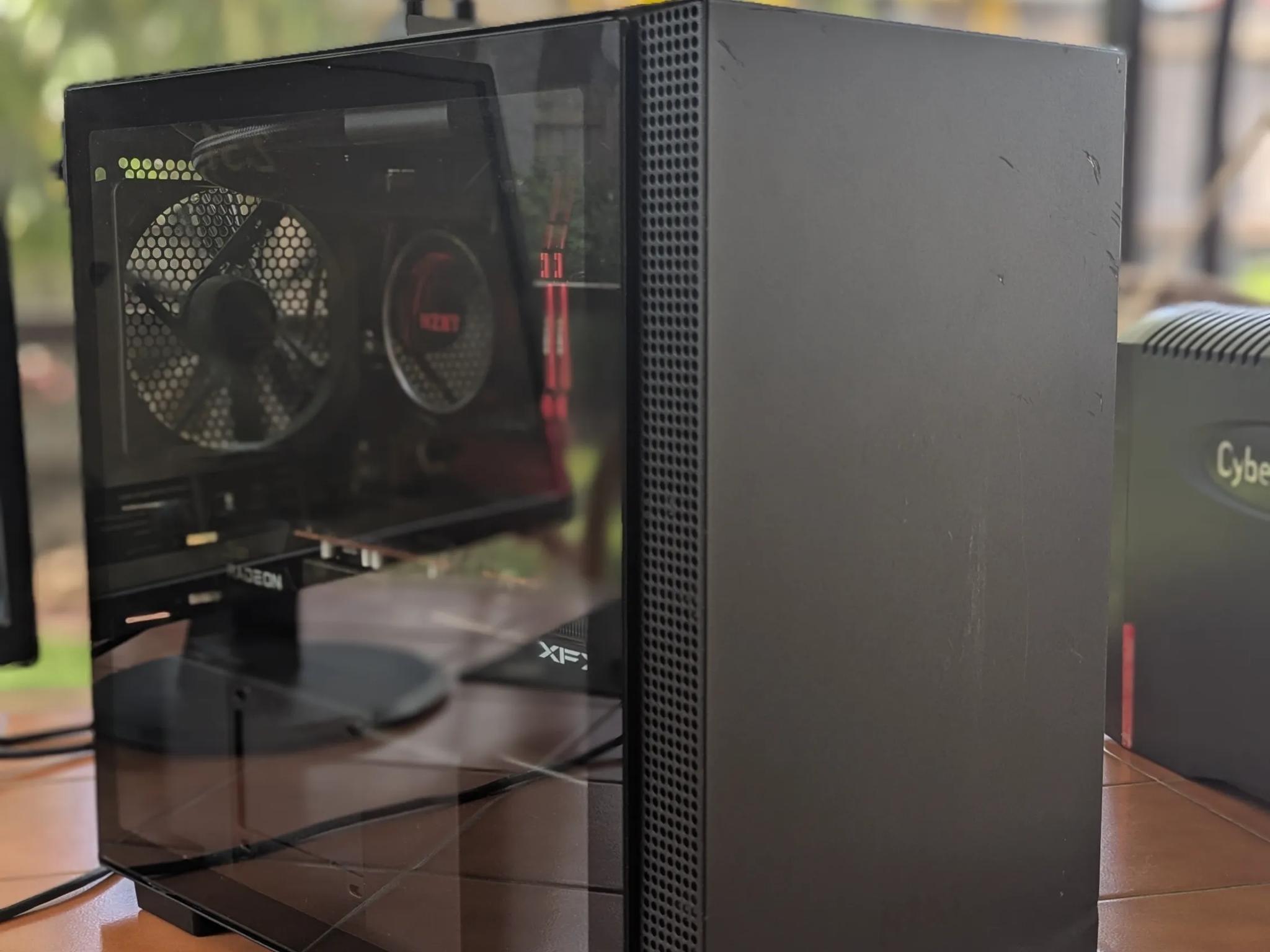 Obsidian Flame - ITX Build i7 9700k, RX 6600 XT, 16GB RAM, 512GB NVMe SSD, 1TB HDD, AIO