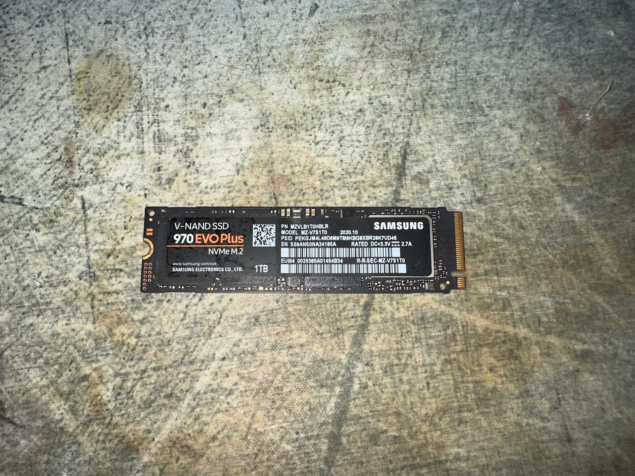 B550 Aorus Pro AC AMD Ryzen 9 3900x 32gb ram Noctua CPU Cooler 1tb NVME Drive