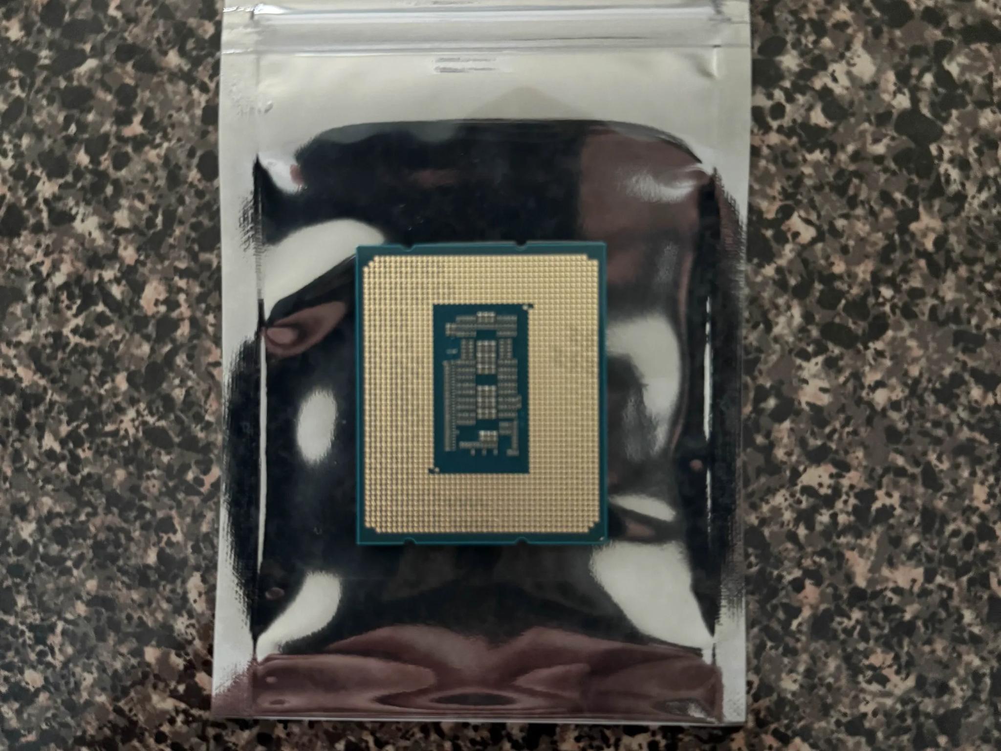 Intel Core i5-12600k LGA 1700 10 Core Processor (NO BOX)