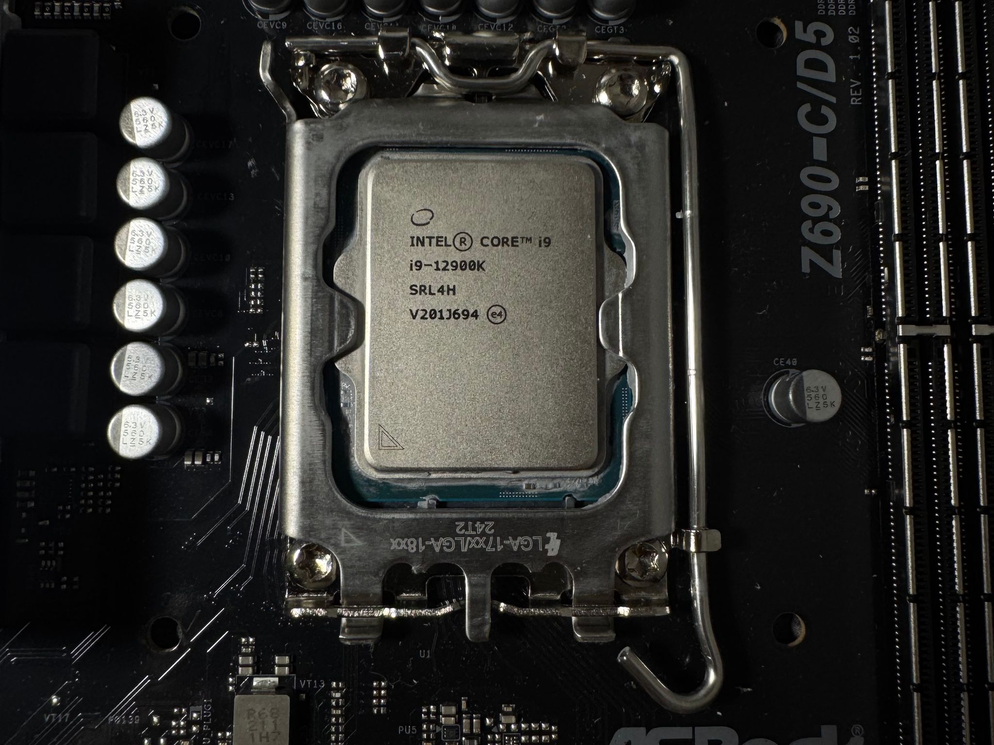 Intel Core i9-12900k + Asrock Z690 C/D5 Motherboard Combo