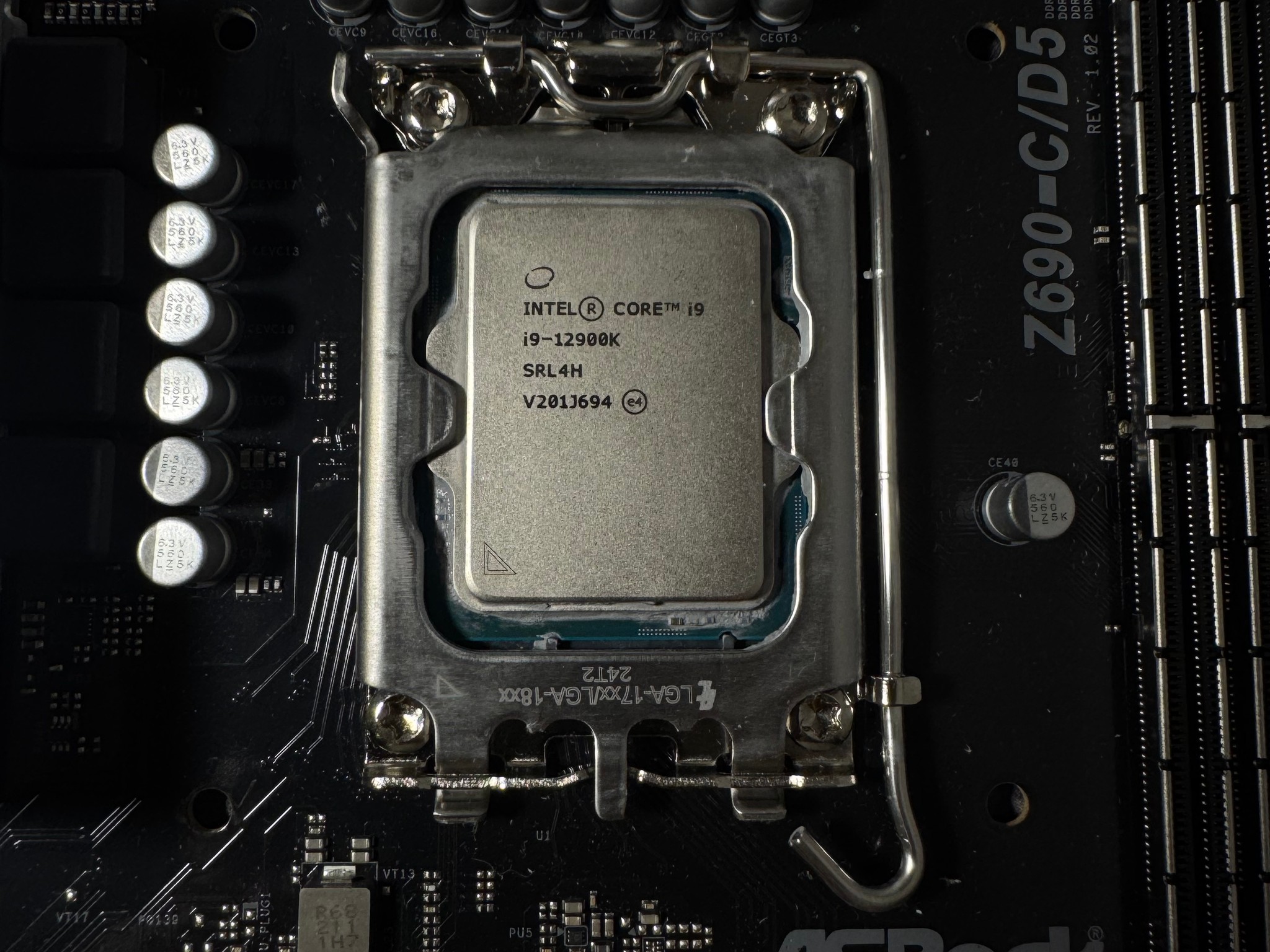 Intel Core i9-12900k + Asrock Z690 C/D5 Motherboard Combo