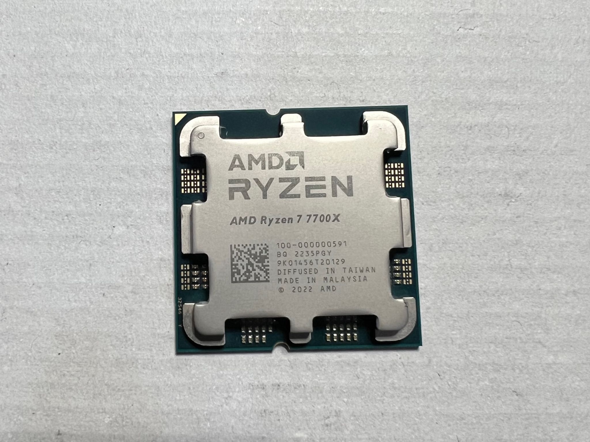 AMD Ryzen™ 7 7700X 8-Core, 16-Thread Unlocked Desktop Processor