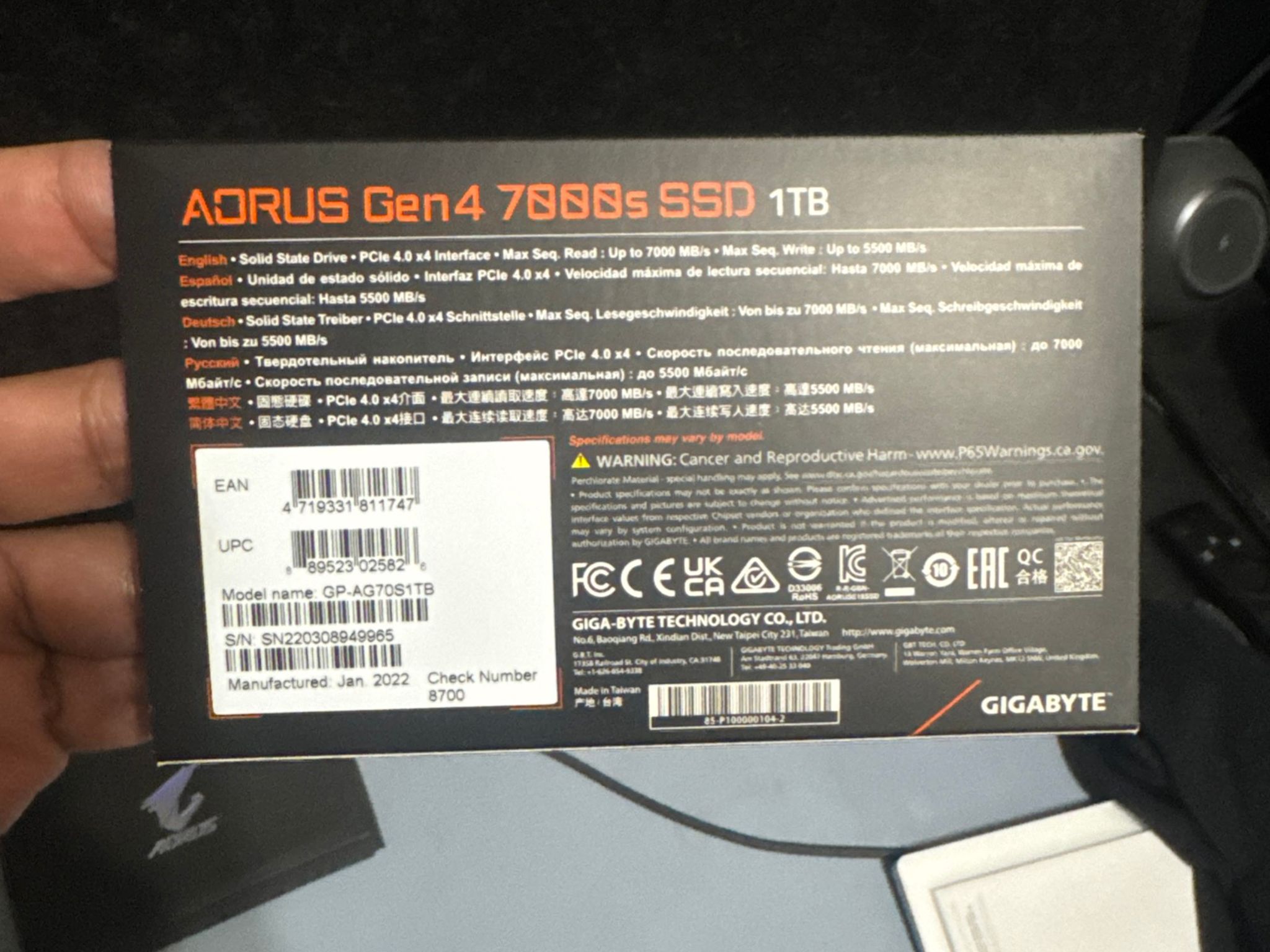 Gigabyte Aorus Gen4 7000s SSD - 1TB