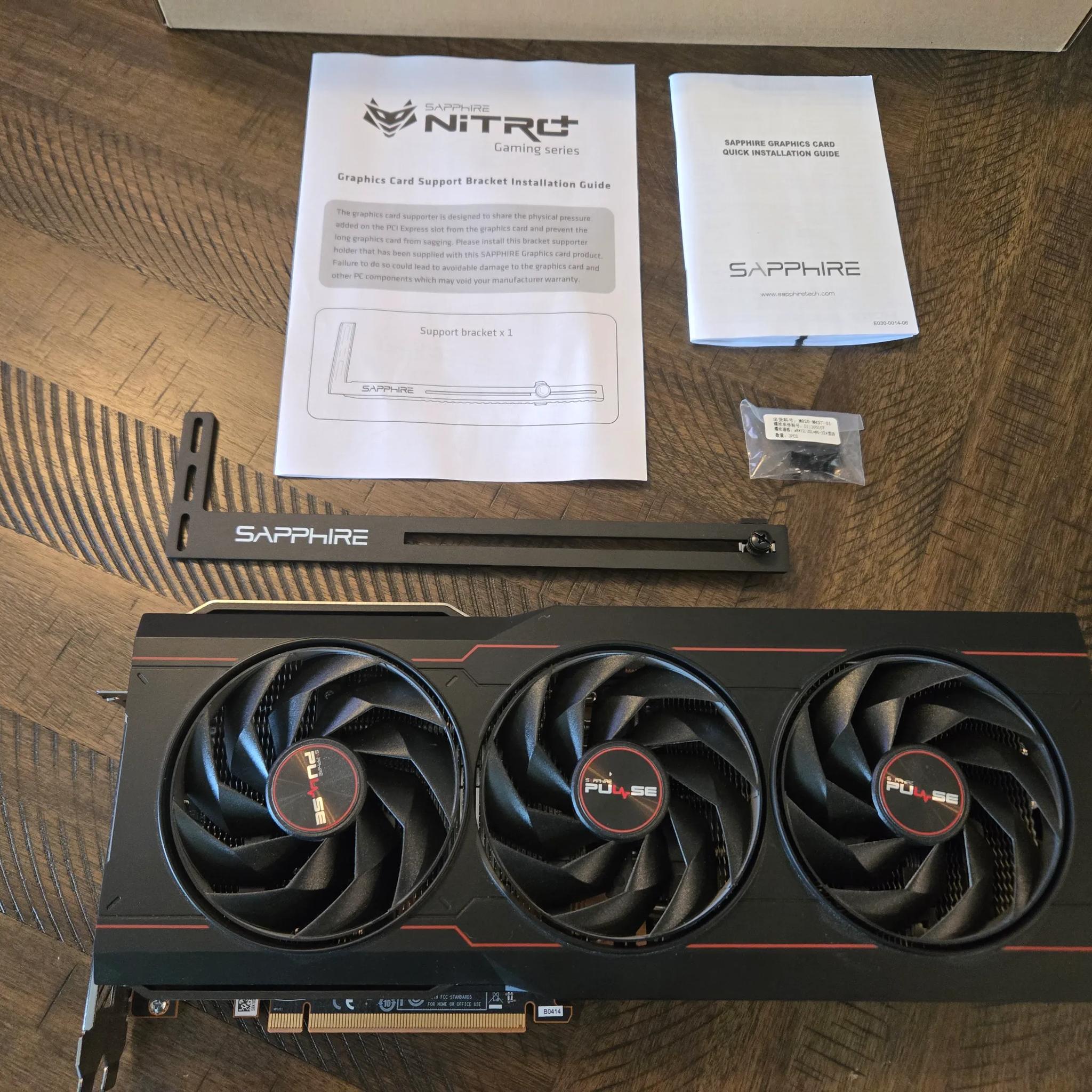 SAPPHIRE PULSE Radeon RX 7900 XTX 24GB GDDR6 PCI Express 4.0 x16 ATX Video Card (Used)