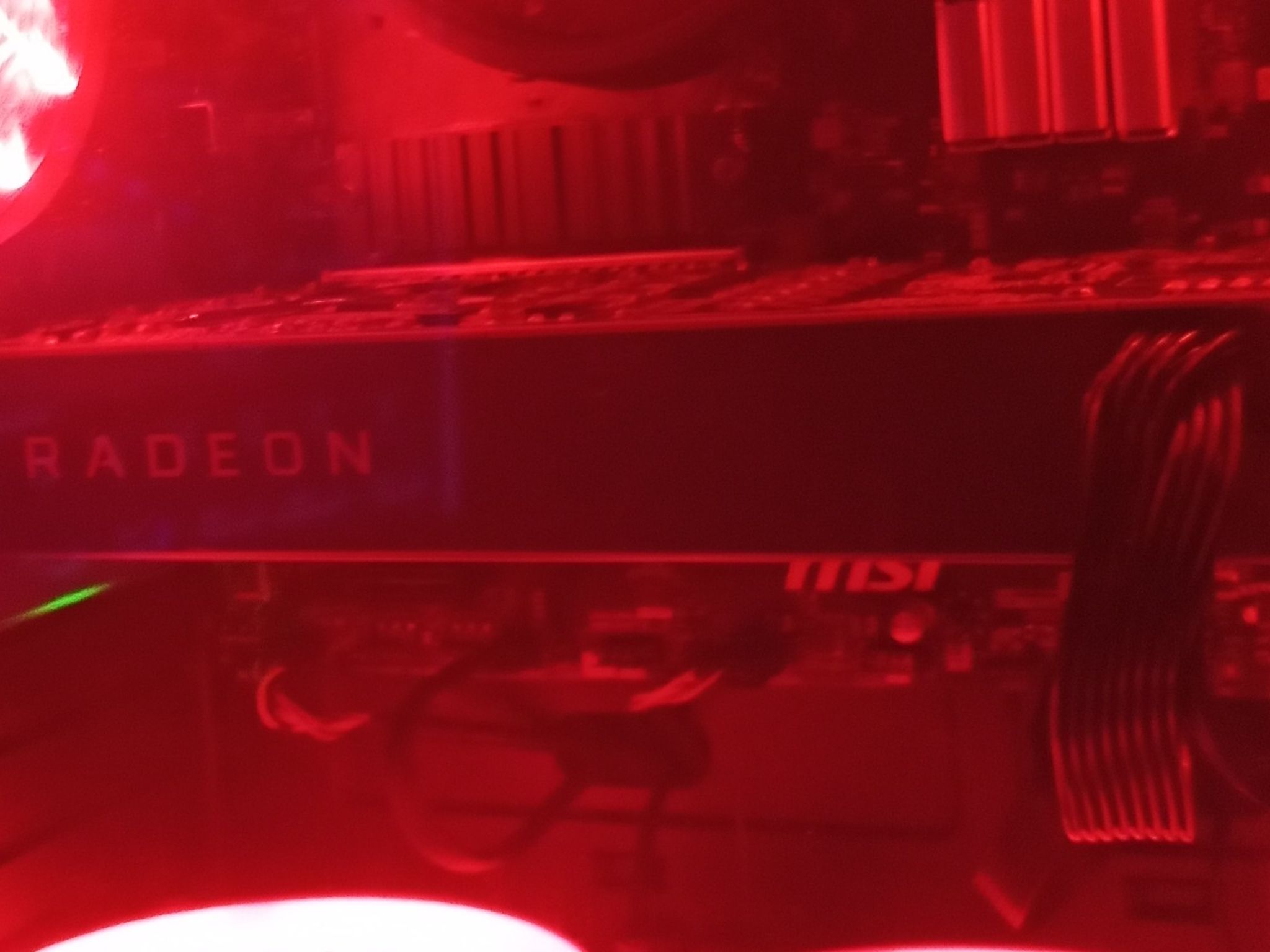 Sapphire Radeon RX 5700 Reference Edition, 1080P Gaming budget card