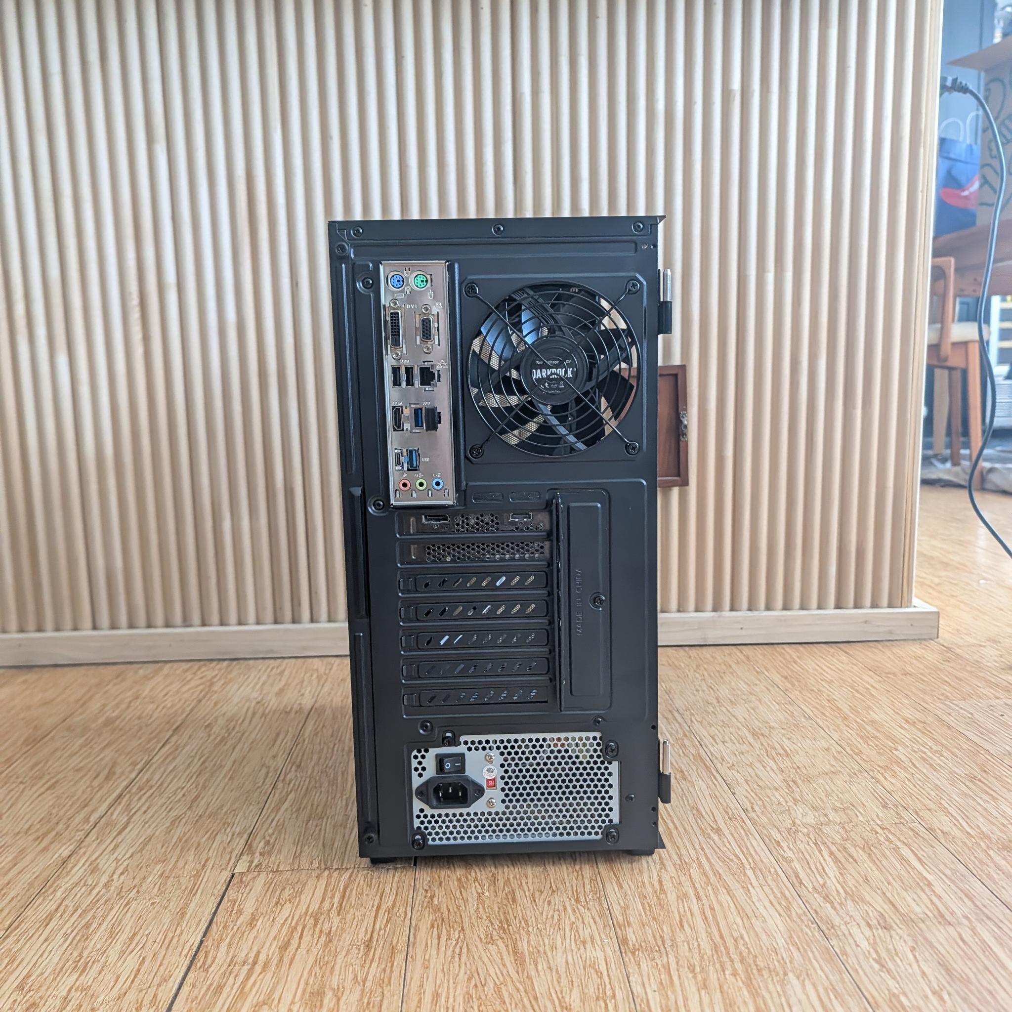Custom Gaming PC | RX 6500 XT | I7 6700 | 16GB | 256GB NVME | |