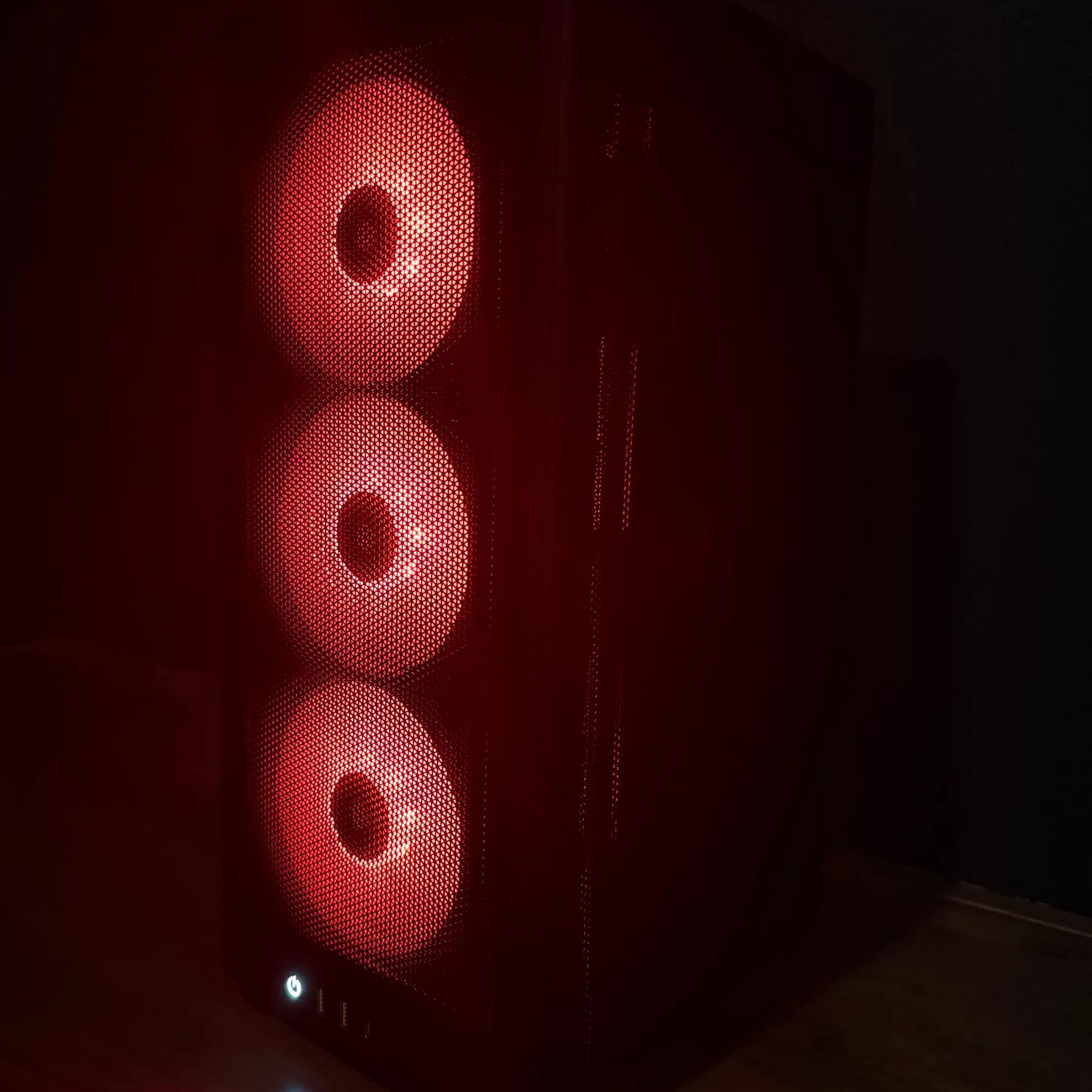 SFF Gaming PC |RTX 5080 | Ryzen 7 9800X3D | 96GB DDR5 RAM | 2TB SSD