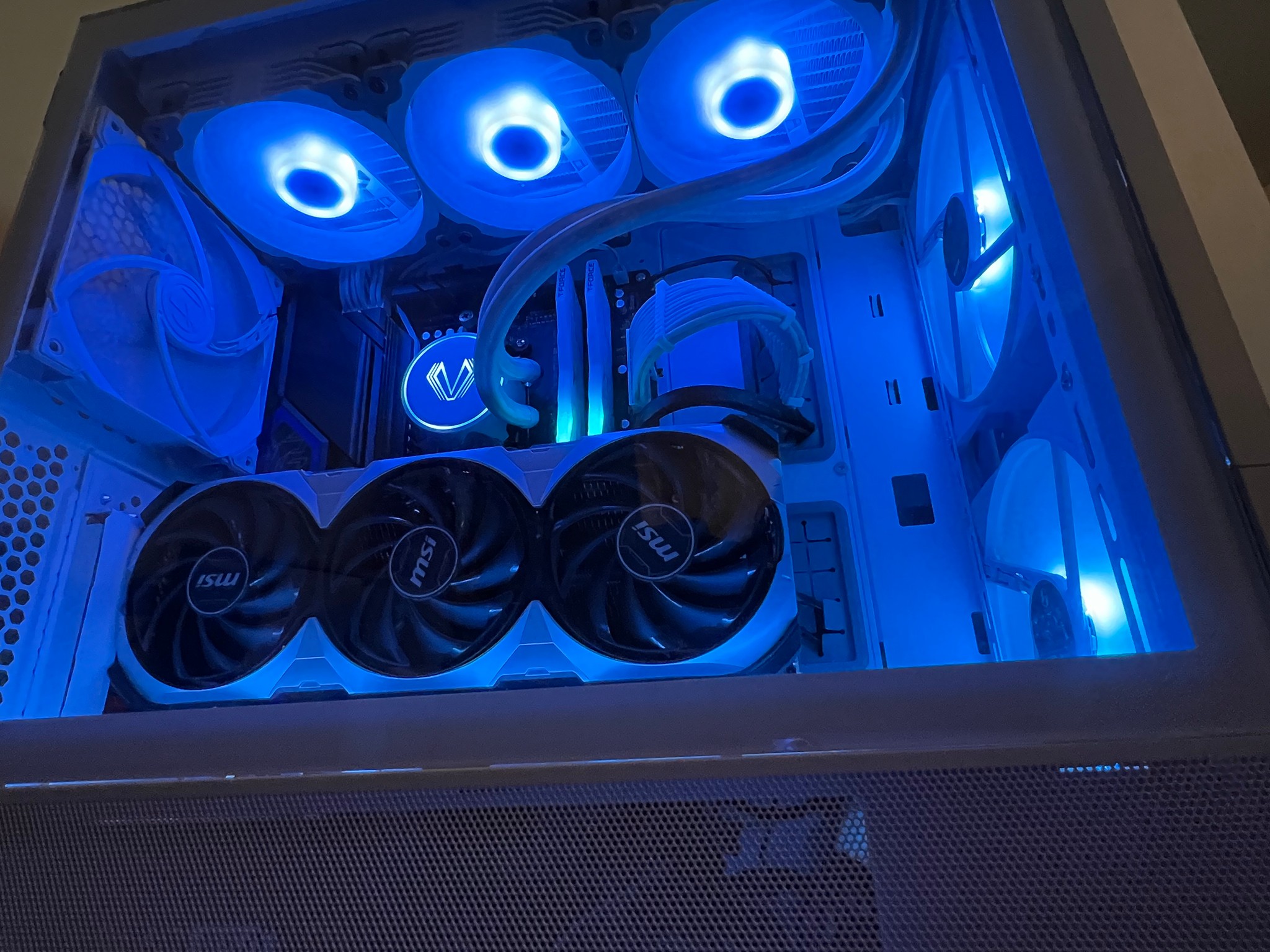 (ARK ANGEL)ryzen 9 7900x/  4070ti 4k high fps gaming and creator monster need and more