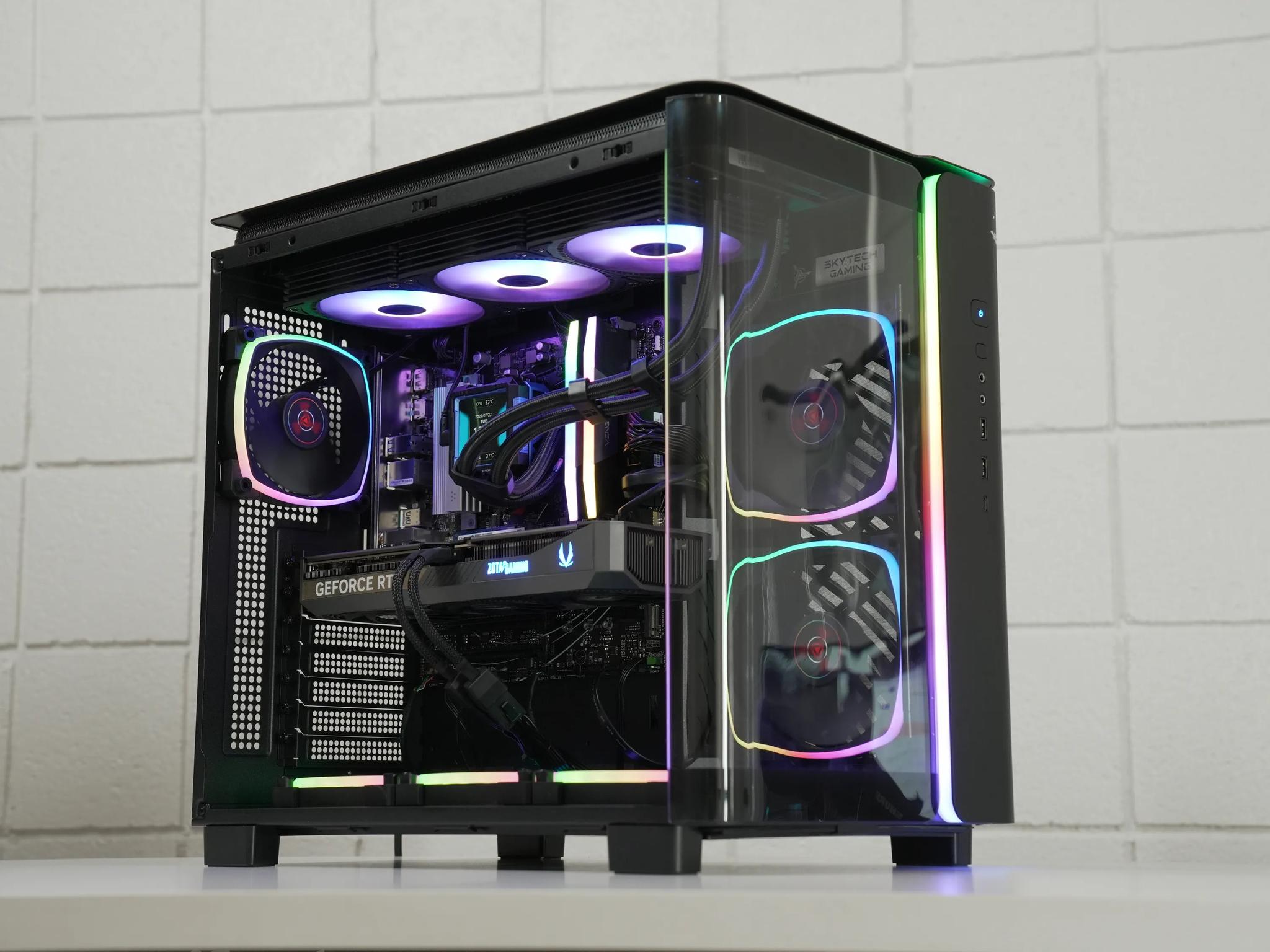 RTX 5070 Gaming PC | RYZEN 7 7700X | 32GB DDR5 | 2TB SSD | WiFi & BT |