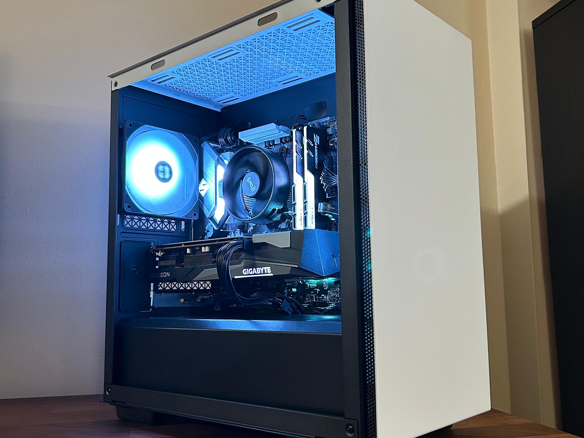 AMD RX 7600 | Ryzen 5 5500 | 1TB SSD | The Mini Legend V6  **FREE AVATAR GAME CODE INCLUDED**