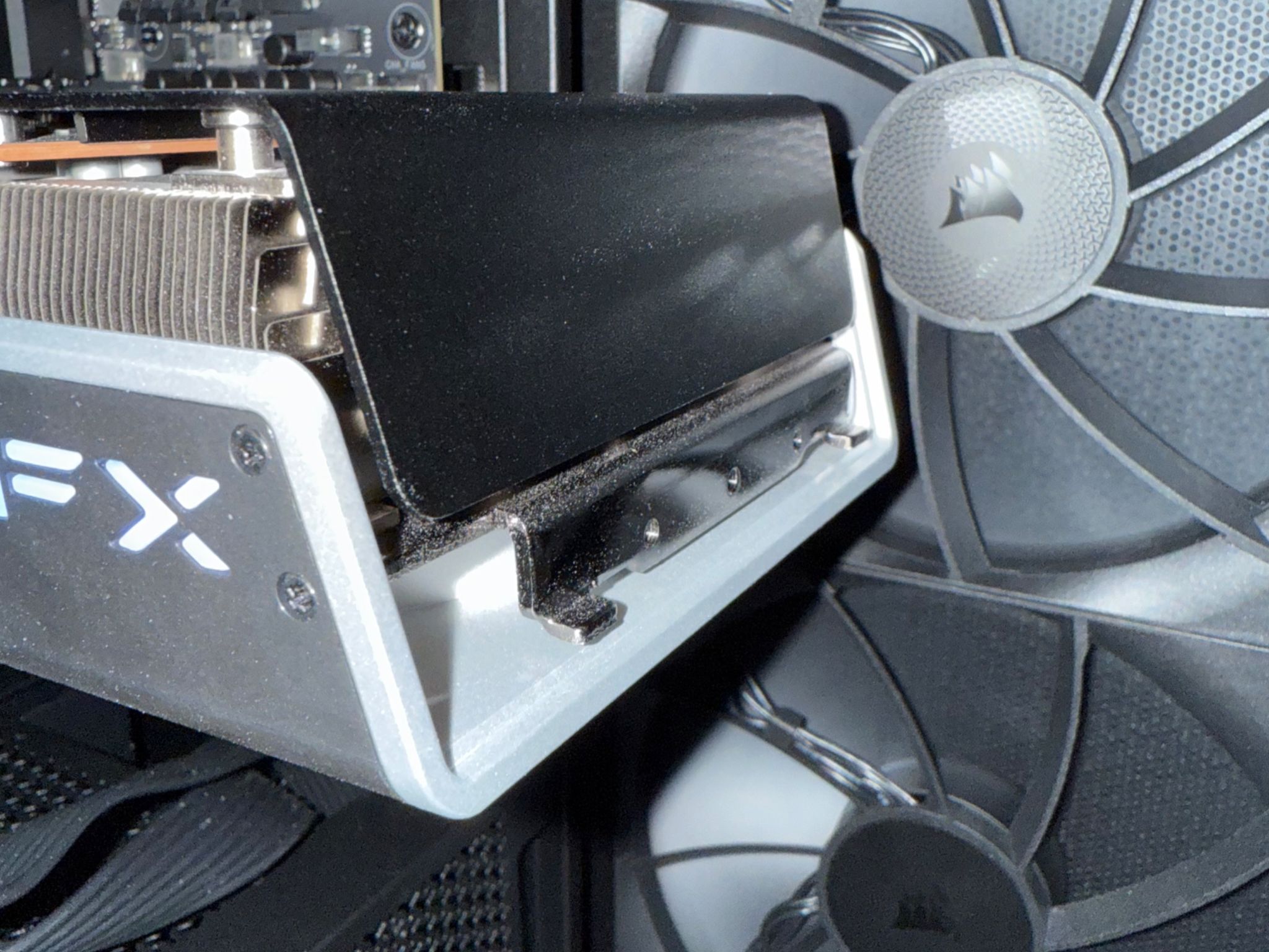 XFX MERC310 7900XT
