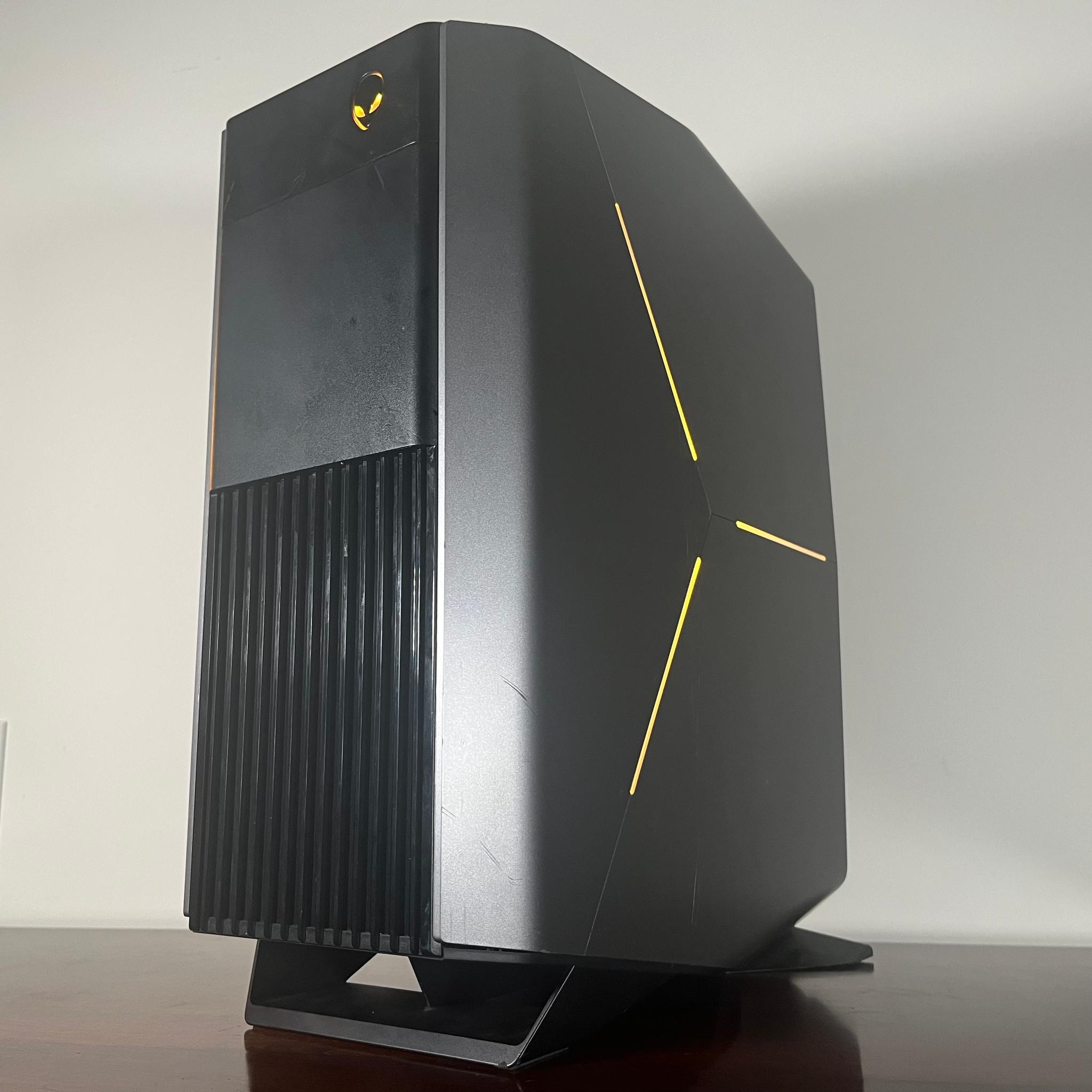 🏆1080P LEGEND🏆 GTX 1080 | 32GB RAM | Liquid Cooled | Intel i7 7700k | Wi-Fi