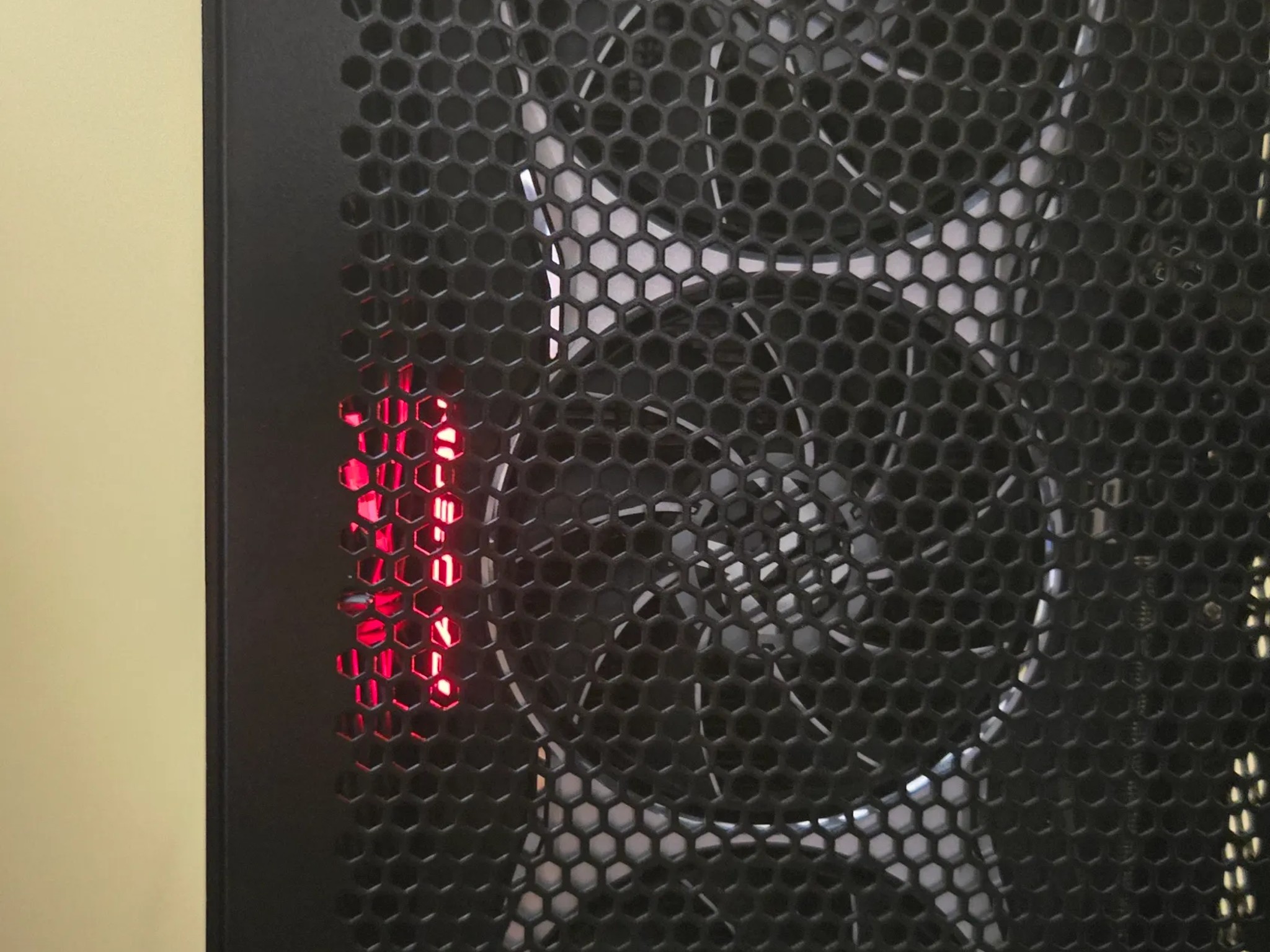 Compact Powerhouse ITX Gaming PC – i3-14100K | RX 6800 | DDR5