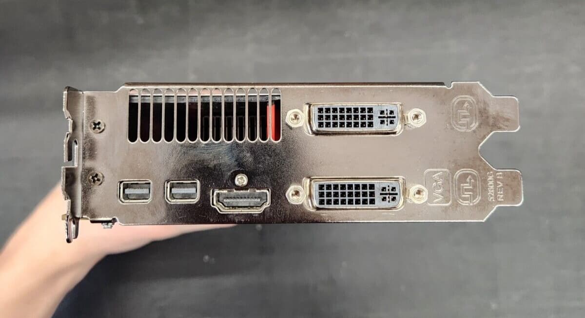Asus AMD Radeon HD 6870 1GB GDDR5 Graphics Card - DVI, HDMI, Mini-DisplayPort