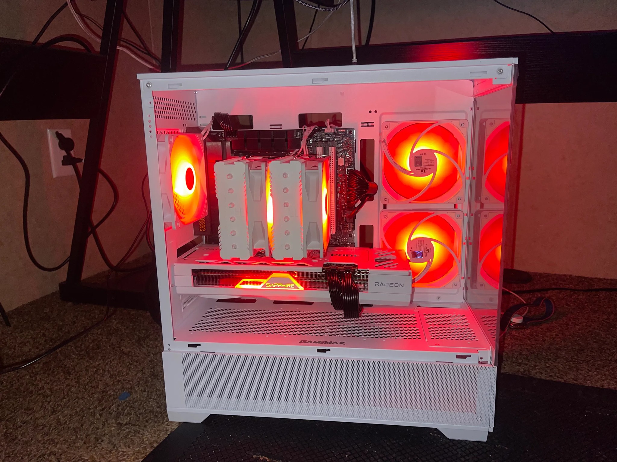 Elite Gaming PC - Ryzen 5 7600, RX 7800 XT, 32 GB DDR5