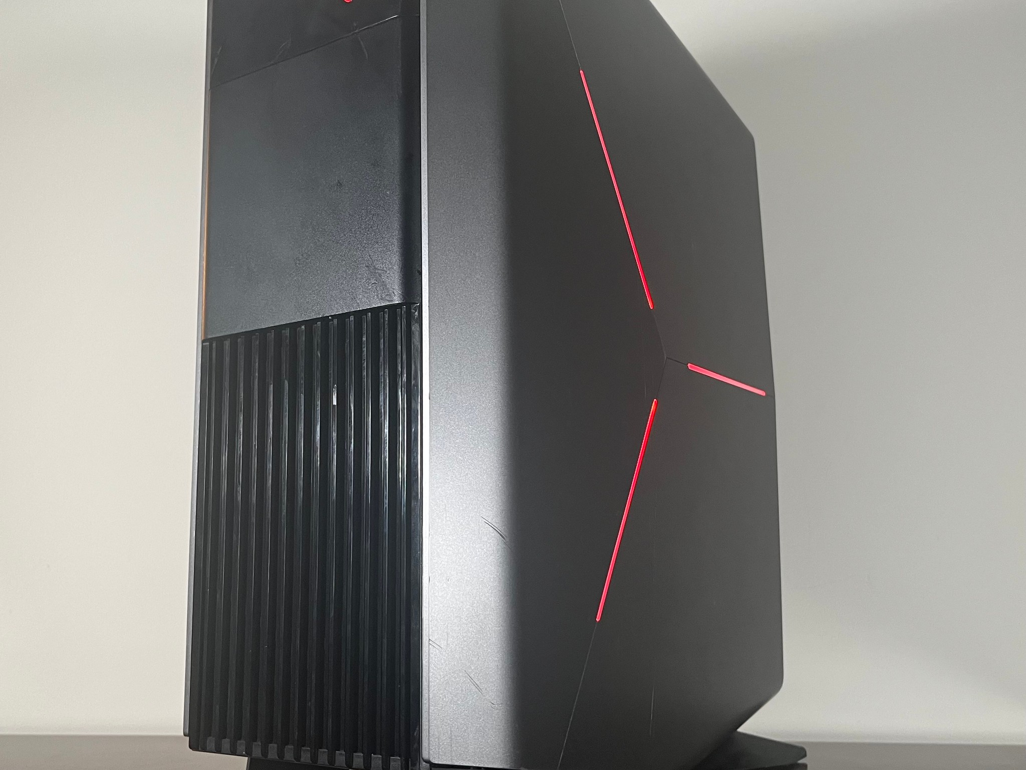 🏆1080P LEGEND🏆 GTX 1080 | 32GB RAM | Liquid Cooled | Intel i7 7700k | Wi-Fi