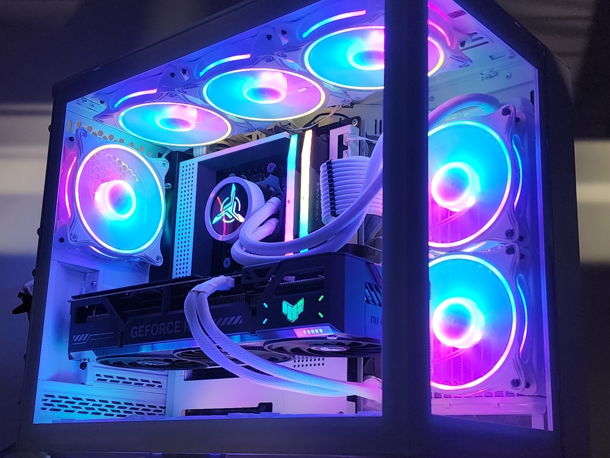 Gaming PC Ryzen 7 7800X3D 48GB RAM 1TB SSD RTX 5070 12GB Win11 Computer