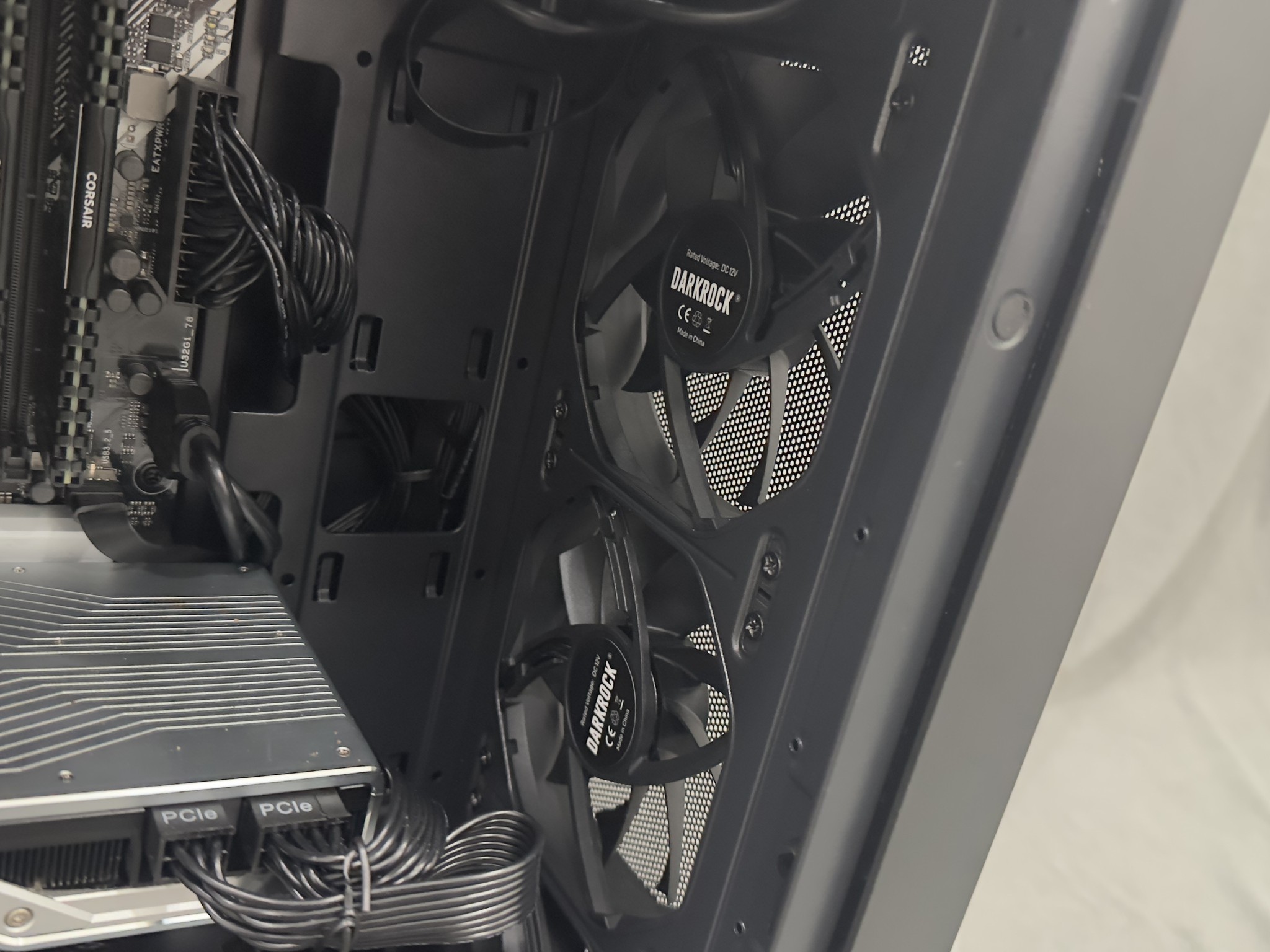 Midrange No-RGB Beast - 10600K 2080 Super FE