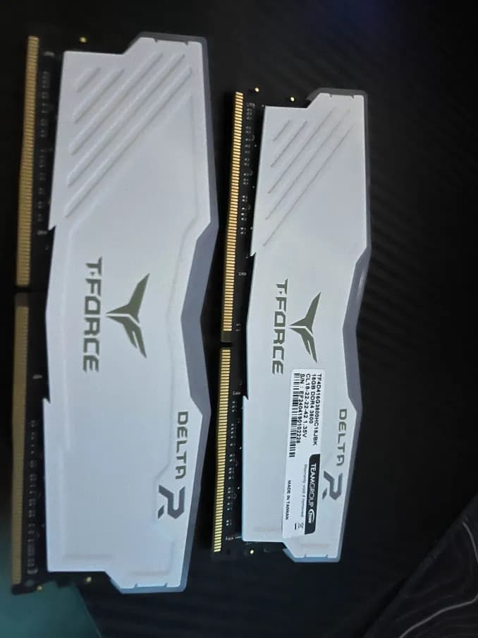 32GB T-Force White DDR4 RAM