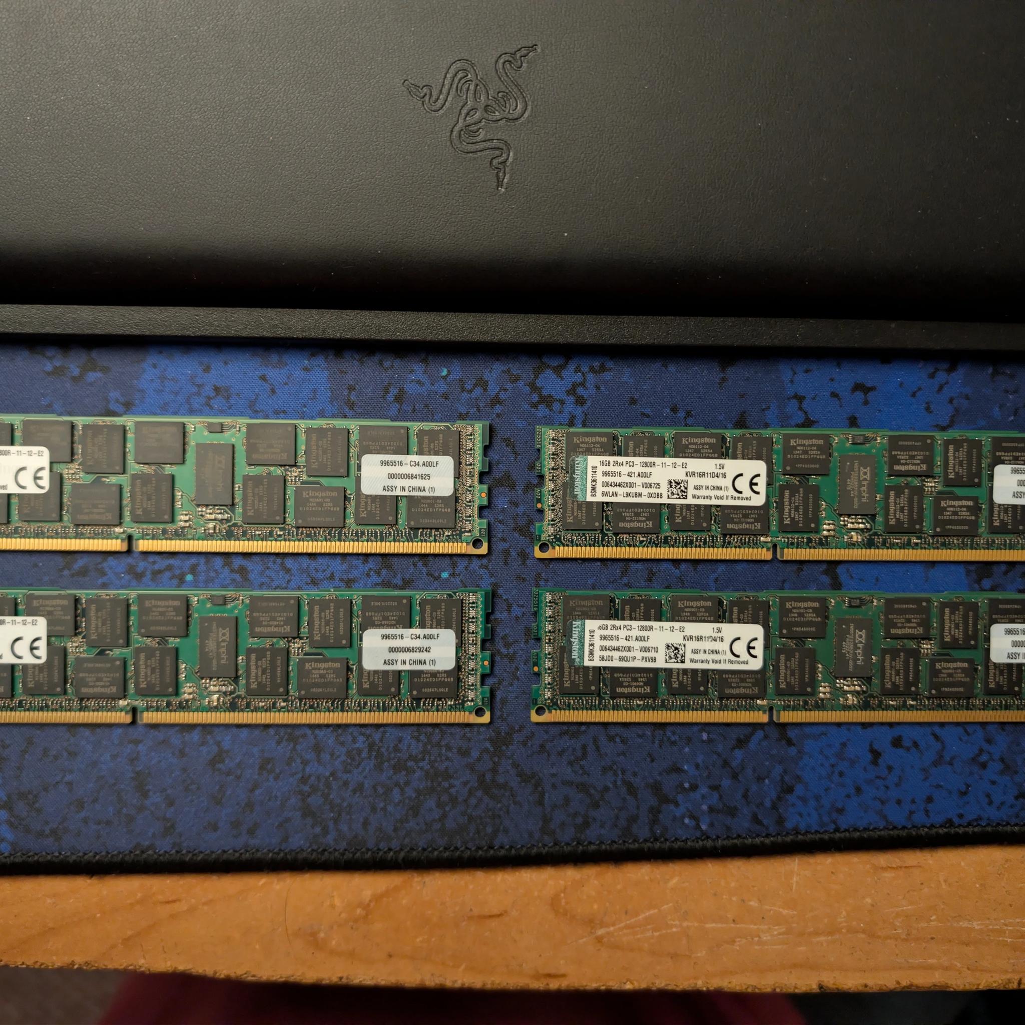Kingston ECC DDR3 RDIMM - 4x16GB - 1600MHz