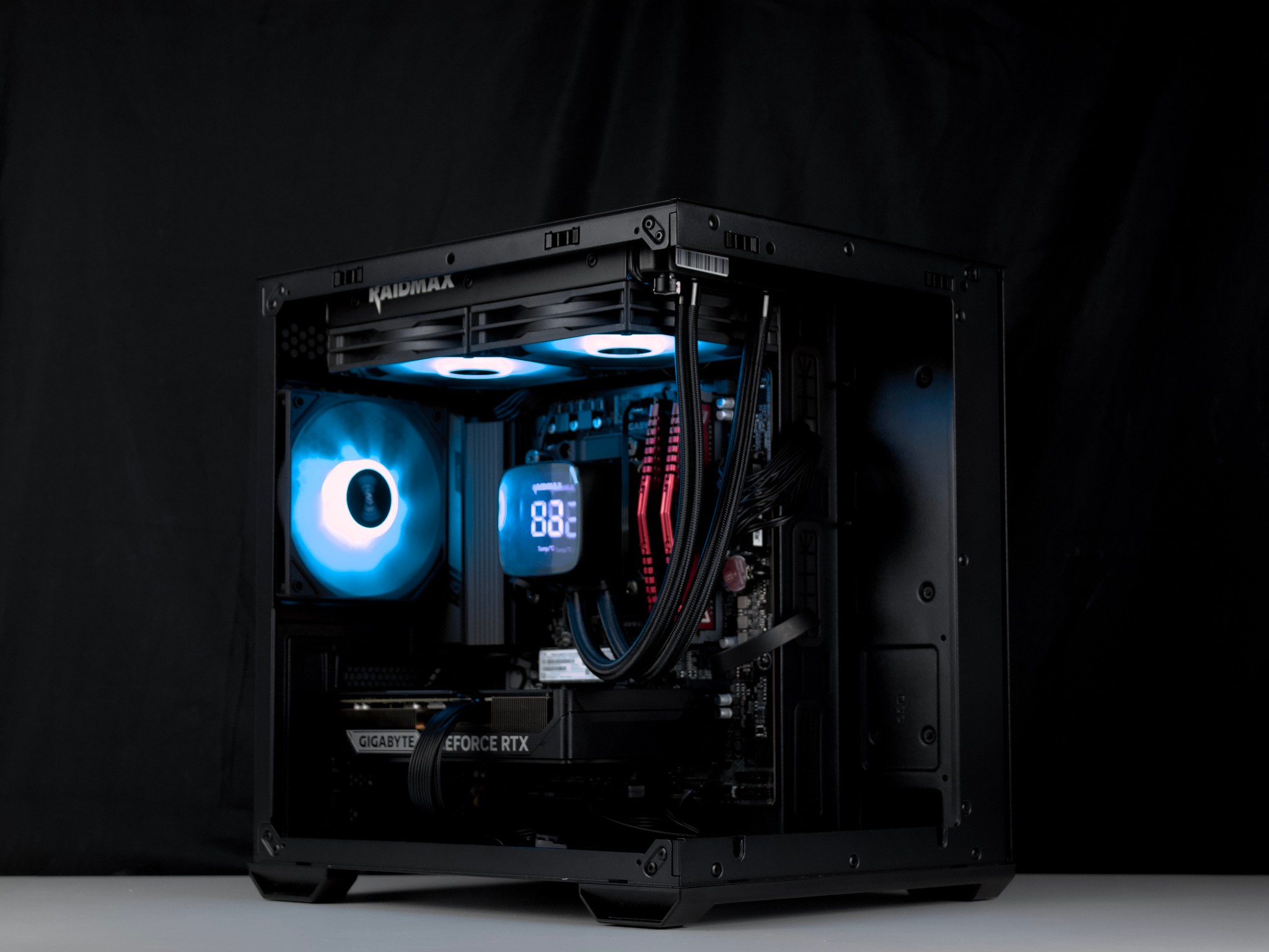 ♠️♥️Black Gaming PC – RTX 5060 TI, Ryzen 5 5600, 16GB RAM, 1TB SSD - WiFi, BlueTooth ♠️♥️