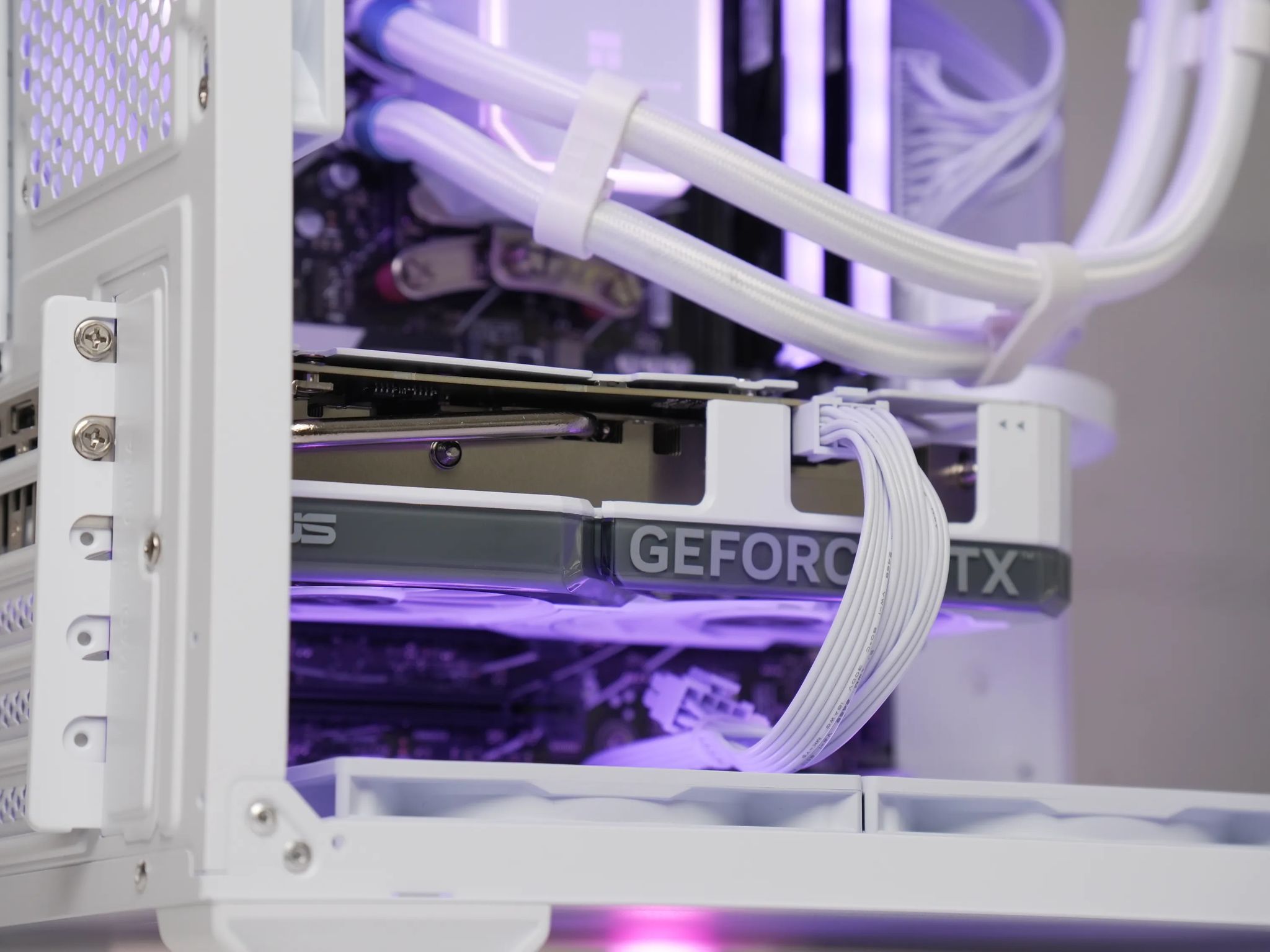 Liquid Cooled Gaming PC | RYZEN 5 7600 | RTX 4060 | 32GB DDR5 | 1TB SSD | WiFi + BT | Windows 11 |