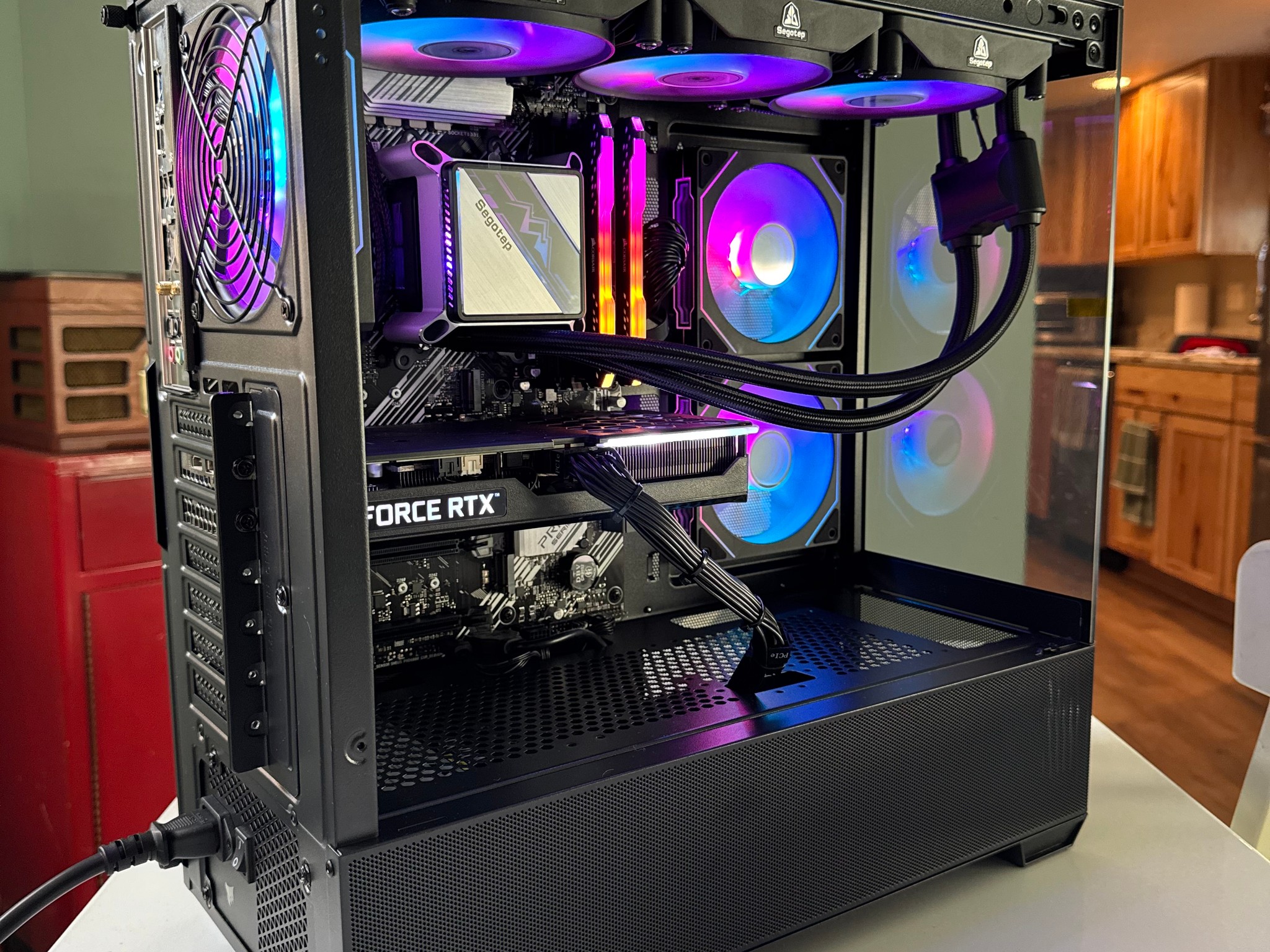 Shadow Reaper | Custom Gaming PC | 3060 TI - R5 5500- 16GB Ram - 1TB SSD