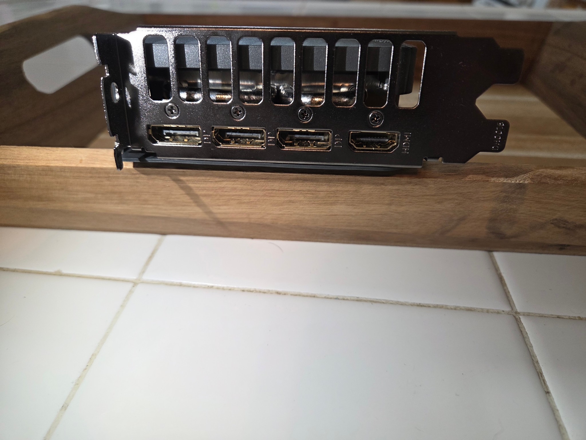 GIGABYTE GeForce RTX 5060 ti EAGLE MAX OC 8G