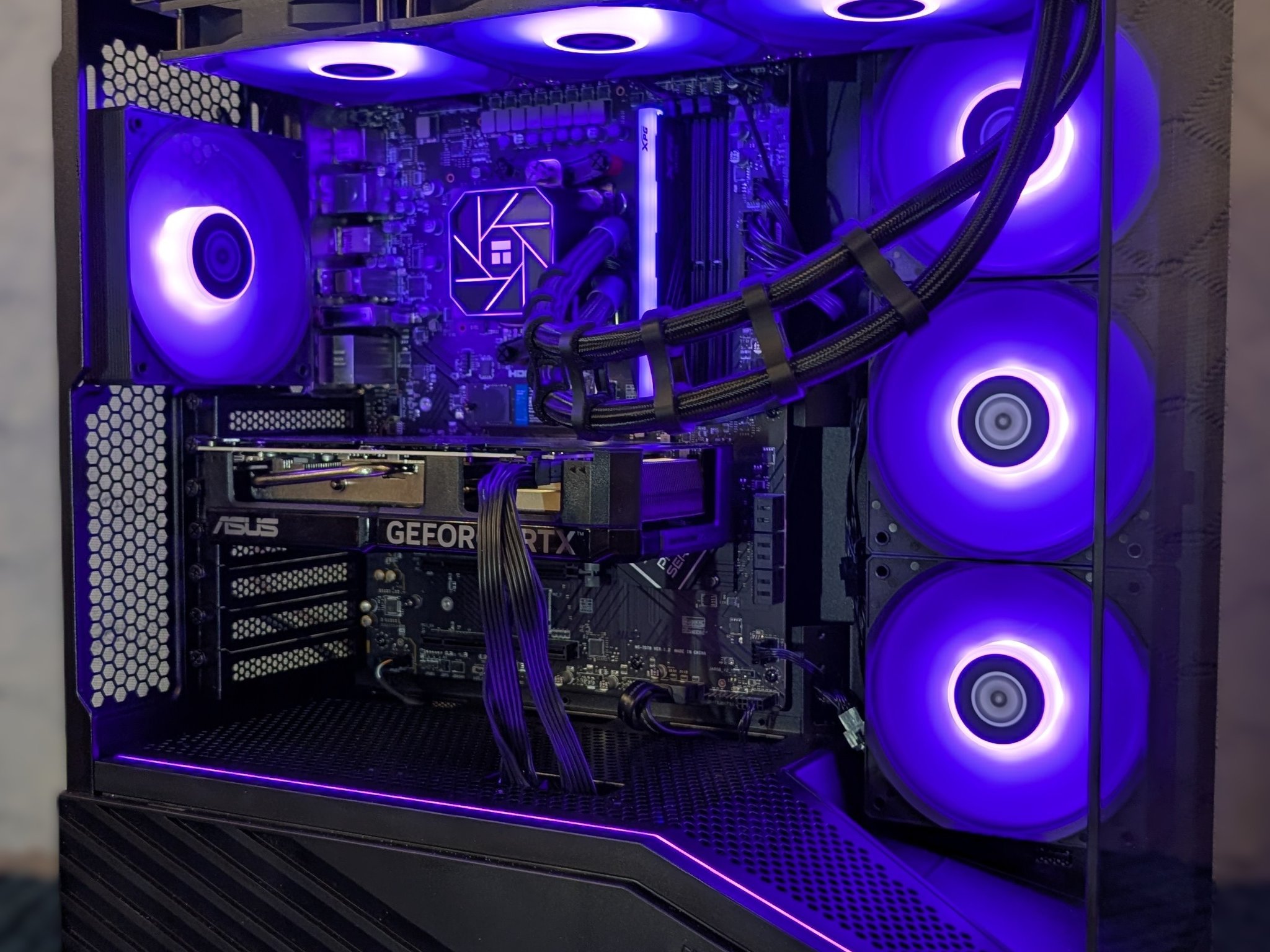 RTX 4070 Custom Gaming PC Build