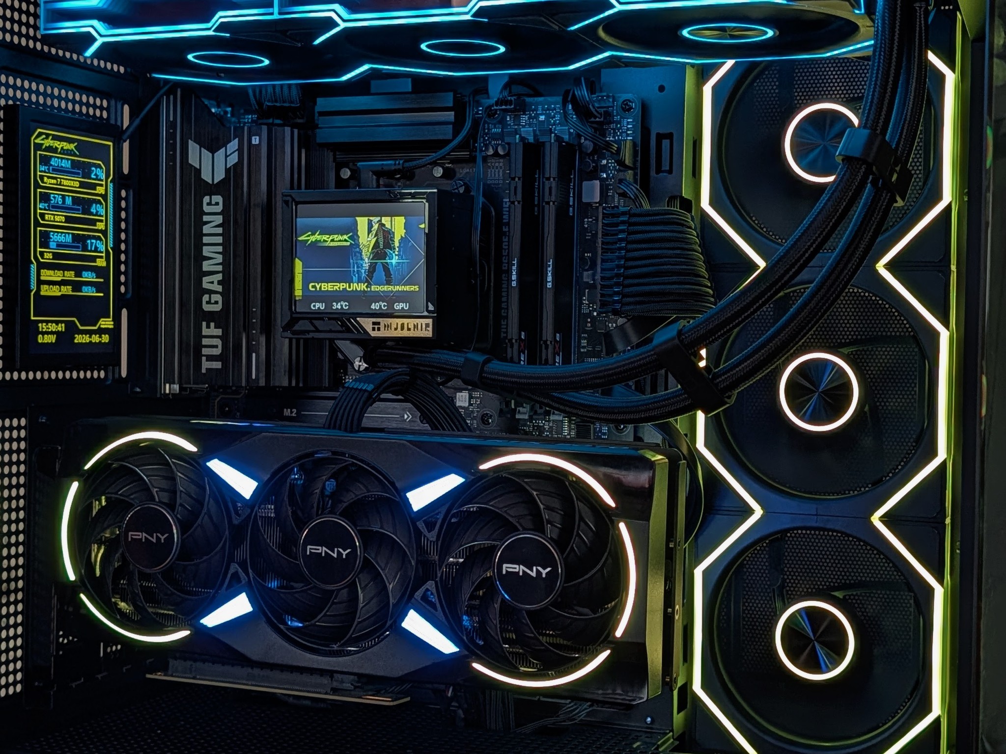 💙 The 2077 💛 Ryzen 7 7800X3D + RTX 5070 + 32gb + 2TB ssd | Premium Dual LCD Build