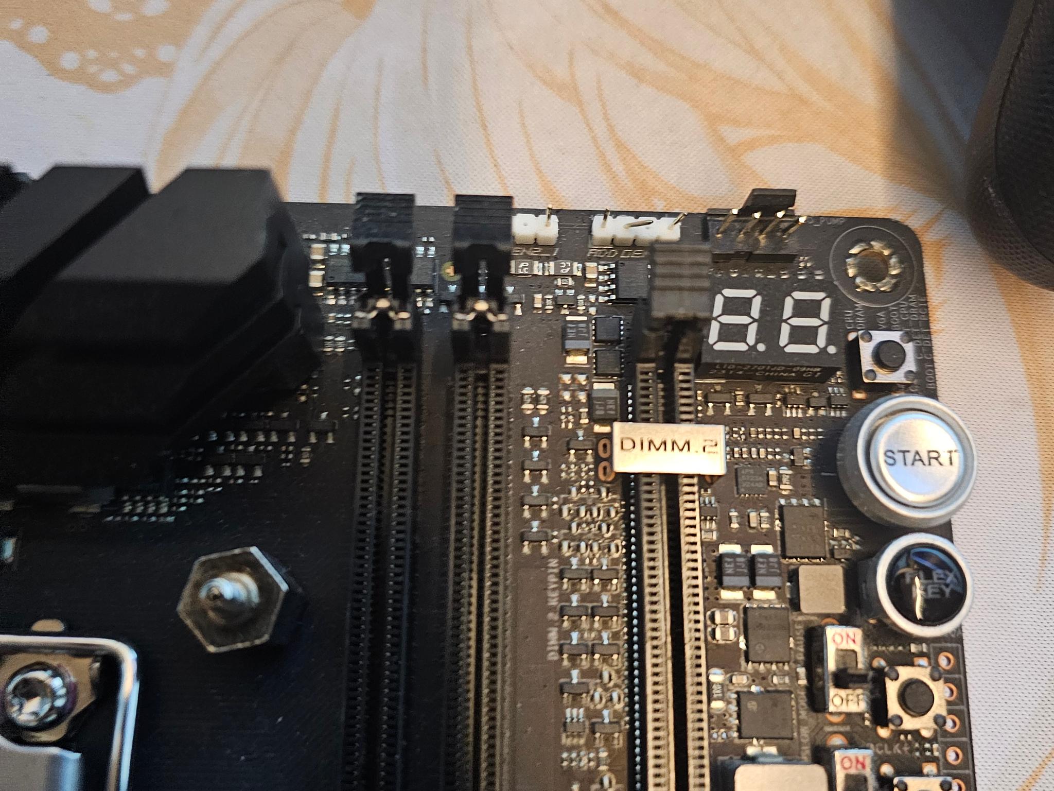 ASUS ROG MAXIMUS Z790 APEX ENCORE - Image 4