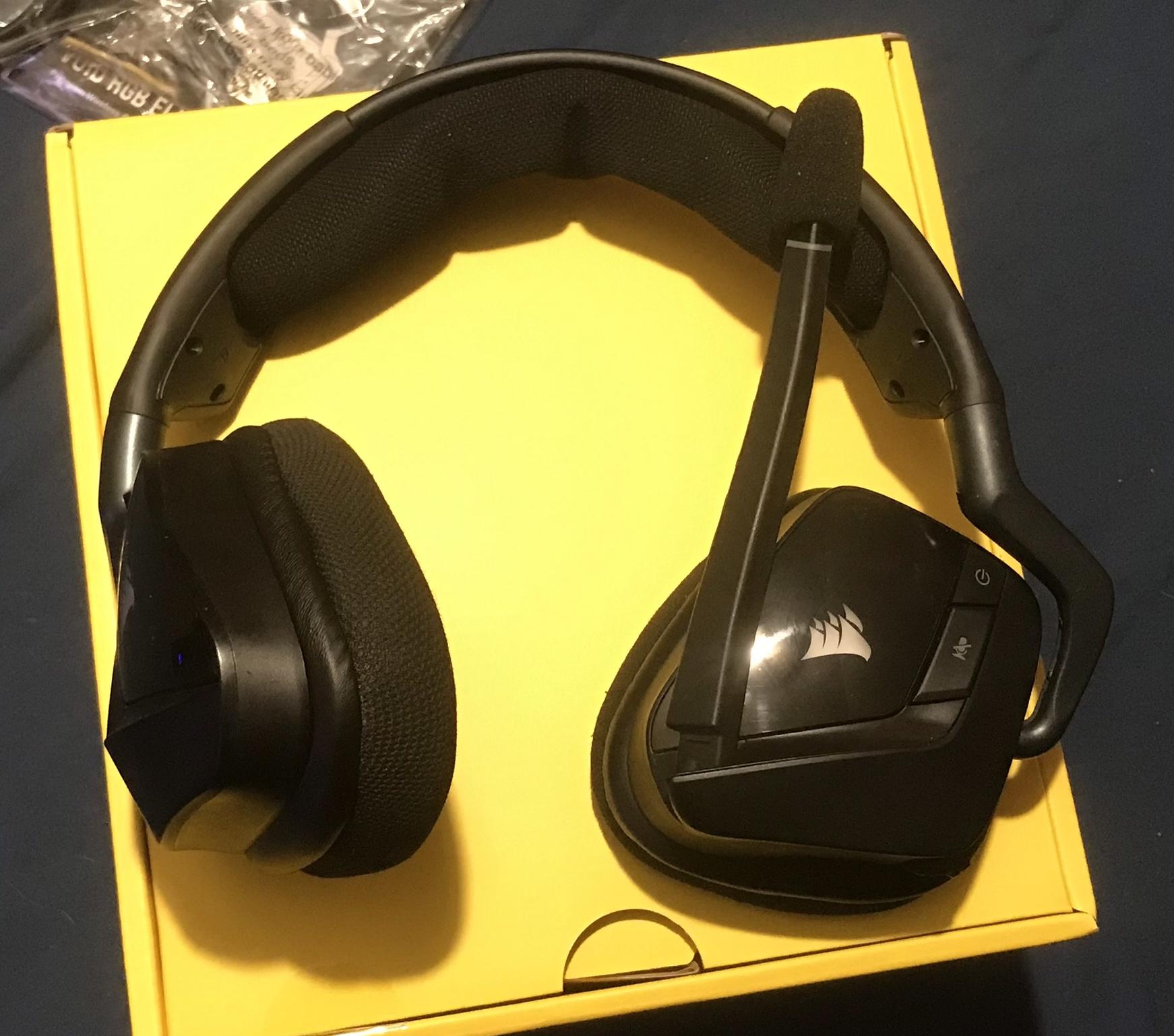 Corsair Void RGB Elite Wireless Headset