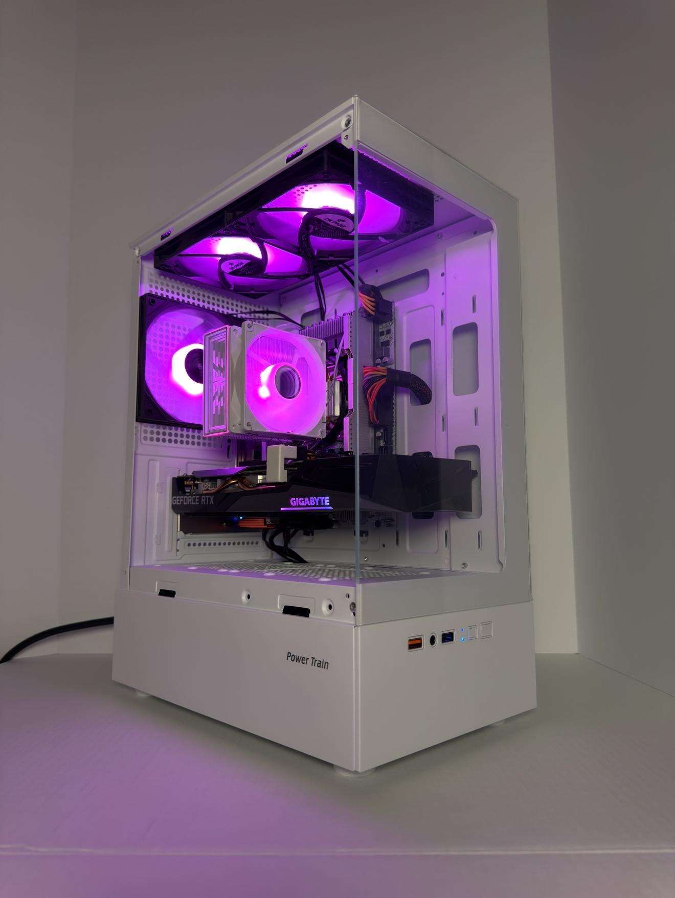❄️FUTURE FROST❄️ 1080p | RTX 3050 8GB | 10 CORE INTEL | 16GB DDR4 | 1TB M.2