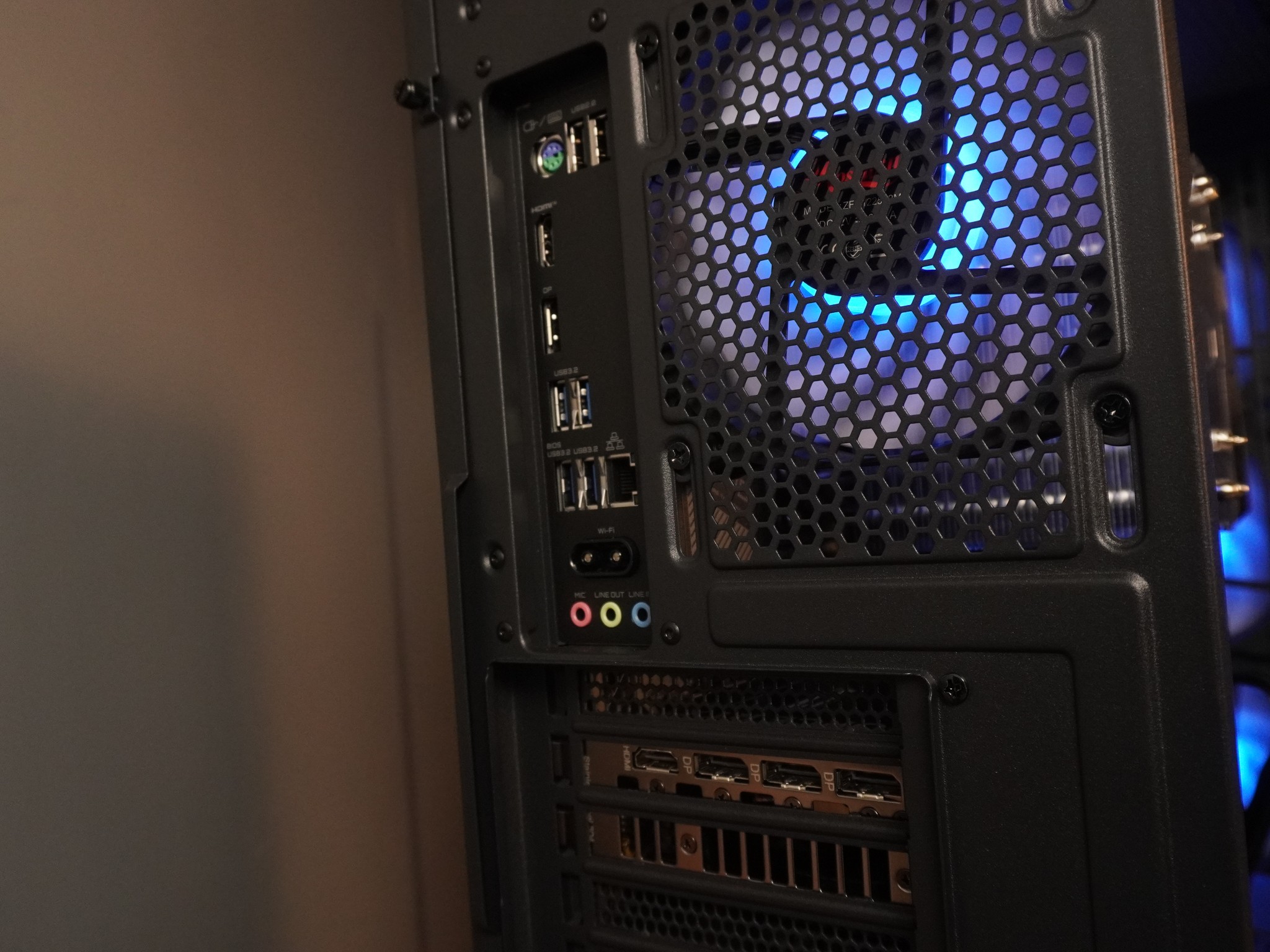 🖤STEALTH🖤 RTX 5060 💚 GAMING MACHINE 🧡 Ryzen 5 5500 | 32GB | 1TB | WIFI