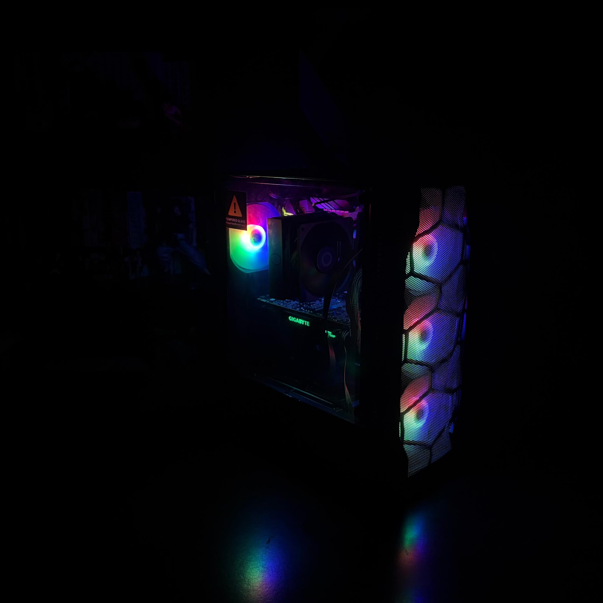Gaming PC AMD Ryzen 5 3600 GTX 1080 RGB Glass Panel Windows 11 Smooth Gameplay