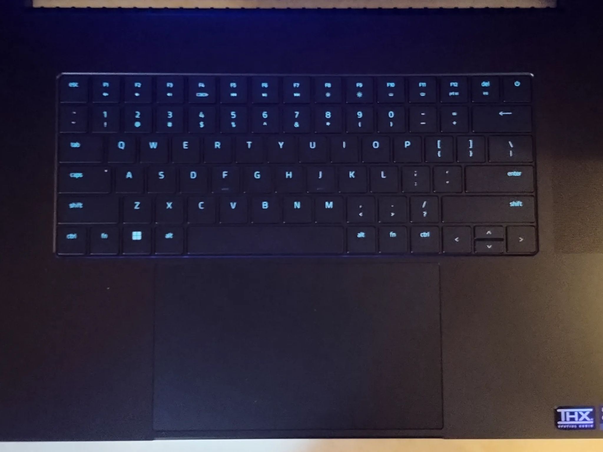 Razer Blade 18 240Hz QHD+ i9-13950HX 16GB RAM 1TB SSD RTX 4060