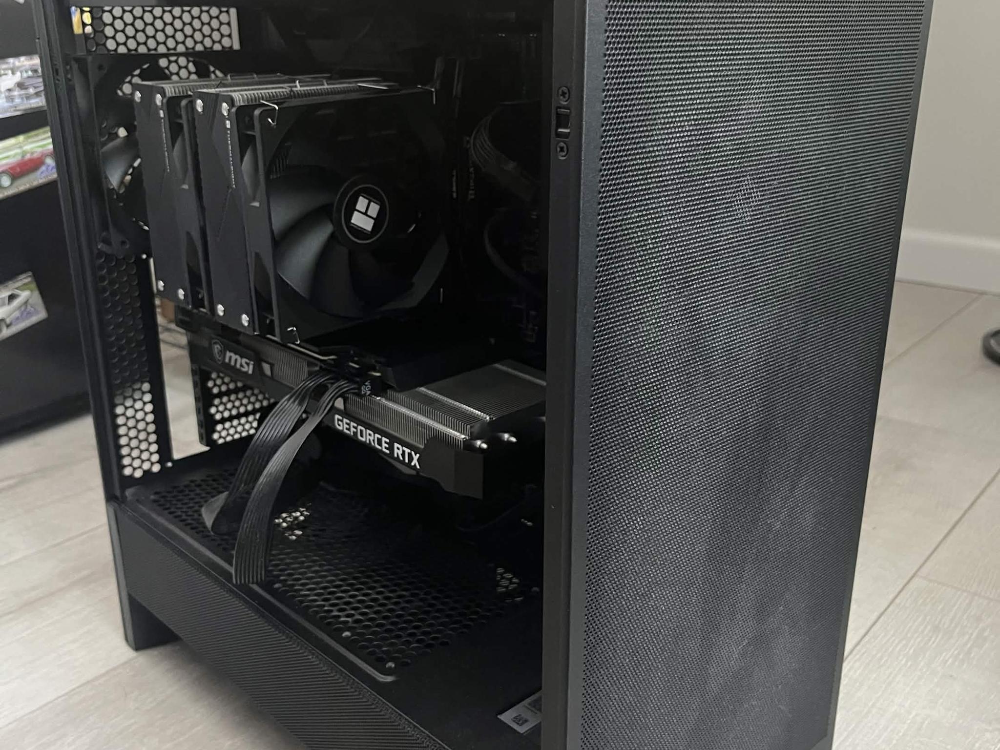 Blackout-Minimalist-Mid Tier-*Like New*