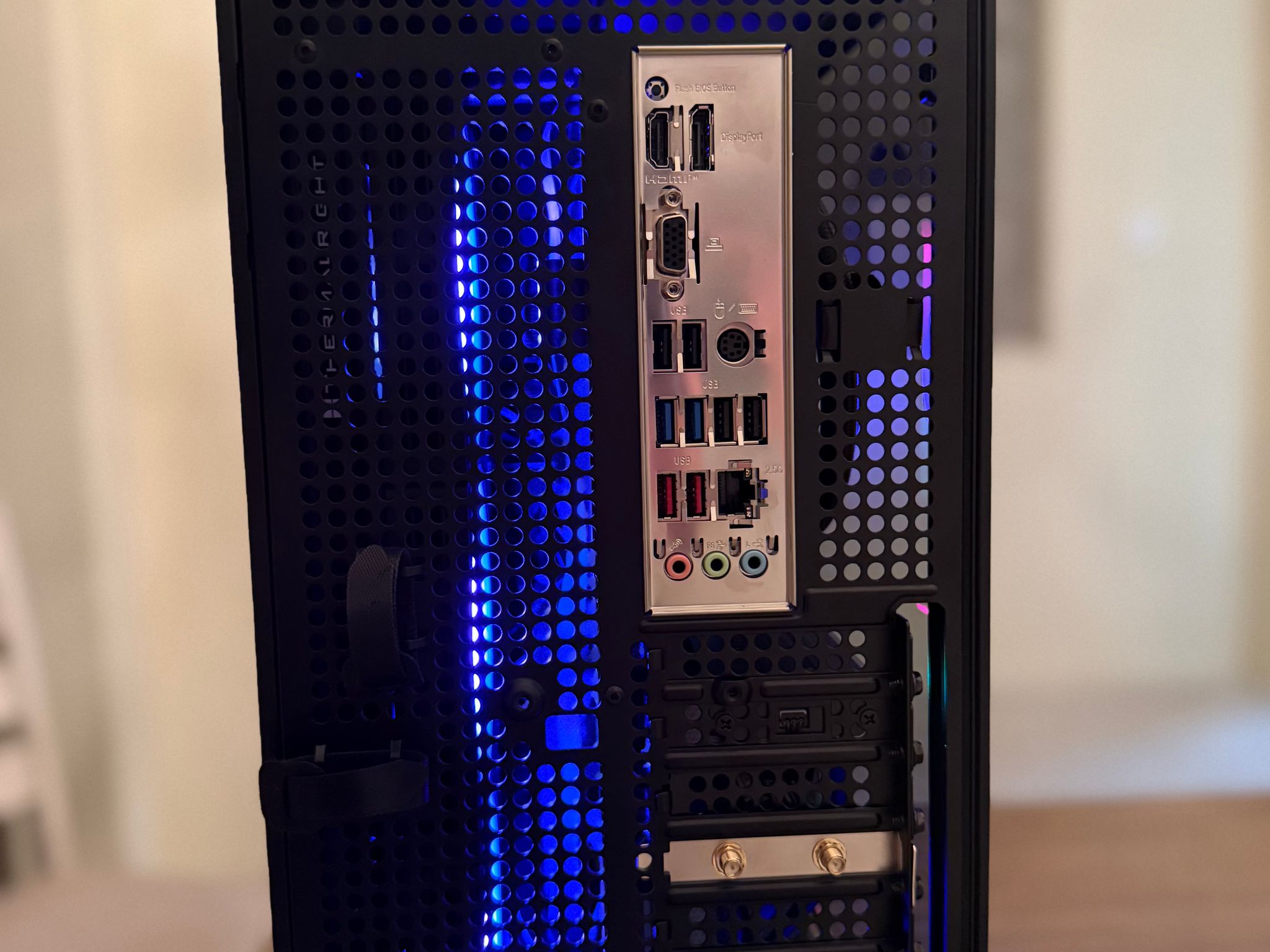 1440p/4K WARDOGS Ready PC - RX 9070 XT 16GB | RYZEN 7600 | 32GB DDR5 6000MHz CL30 | 2TB NVME 4.0