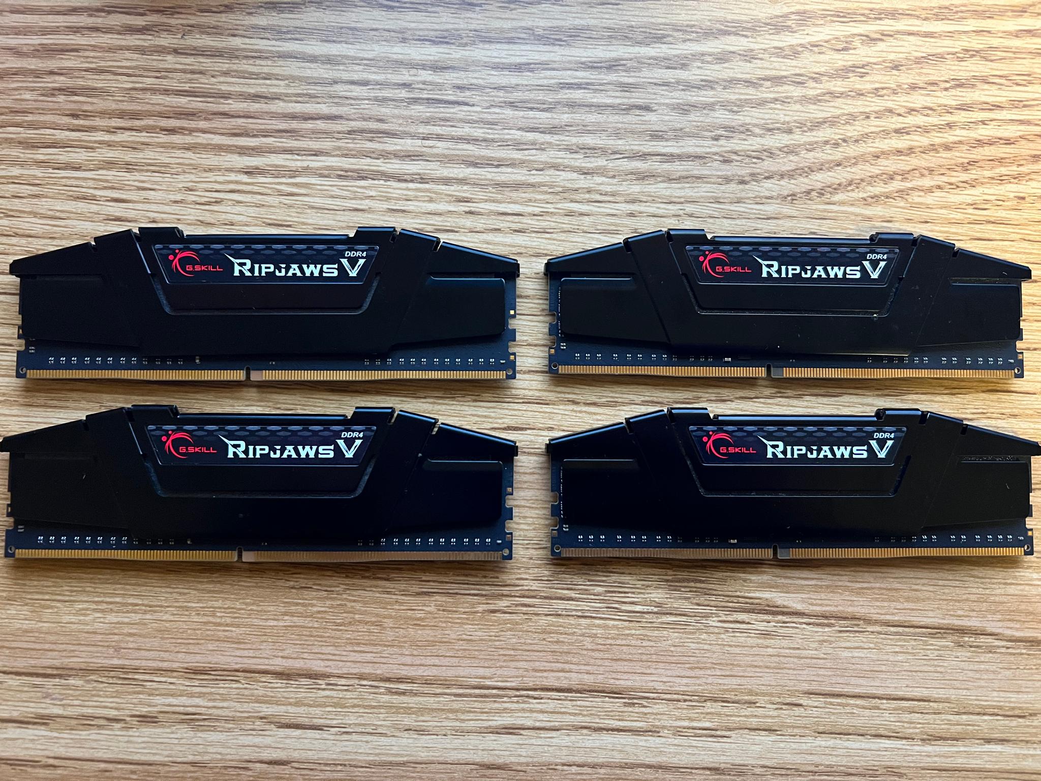 32GB (4x8GB) DDR4-3600MHz CL18 G.SKILL RAM Memory