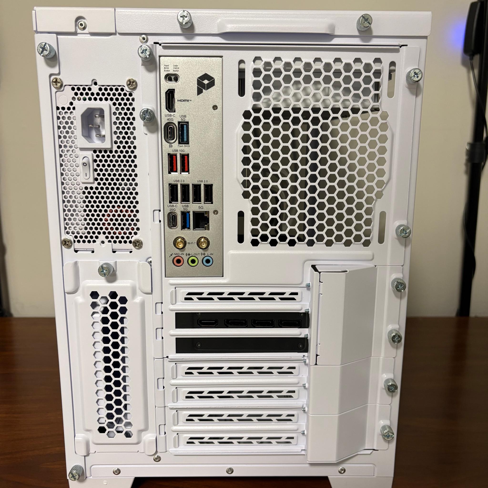 RTX 5080 | Ryzen 7 7800X3D | 64GB DDR5 | 2TB NVMe | 850W Gold | Lian Li O11 Dynamic Mini (White)