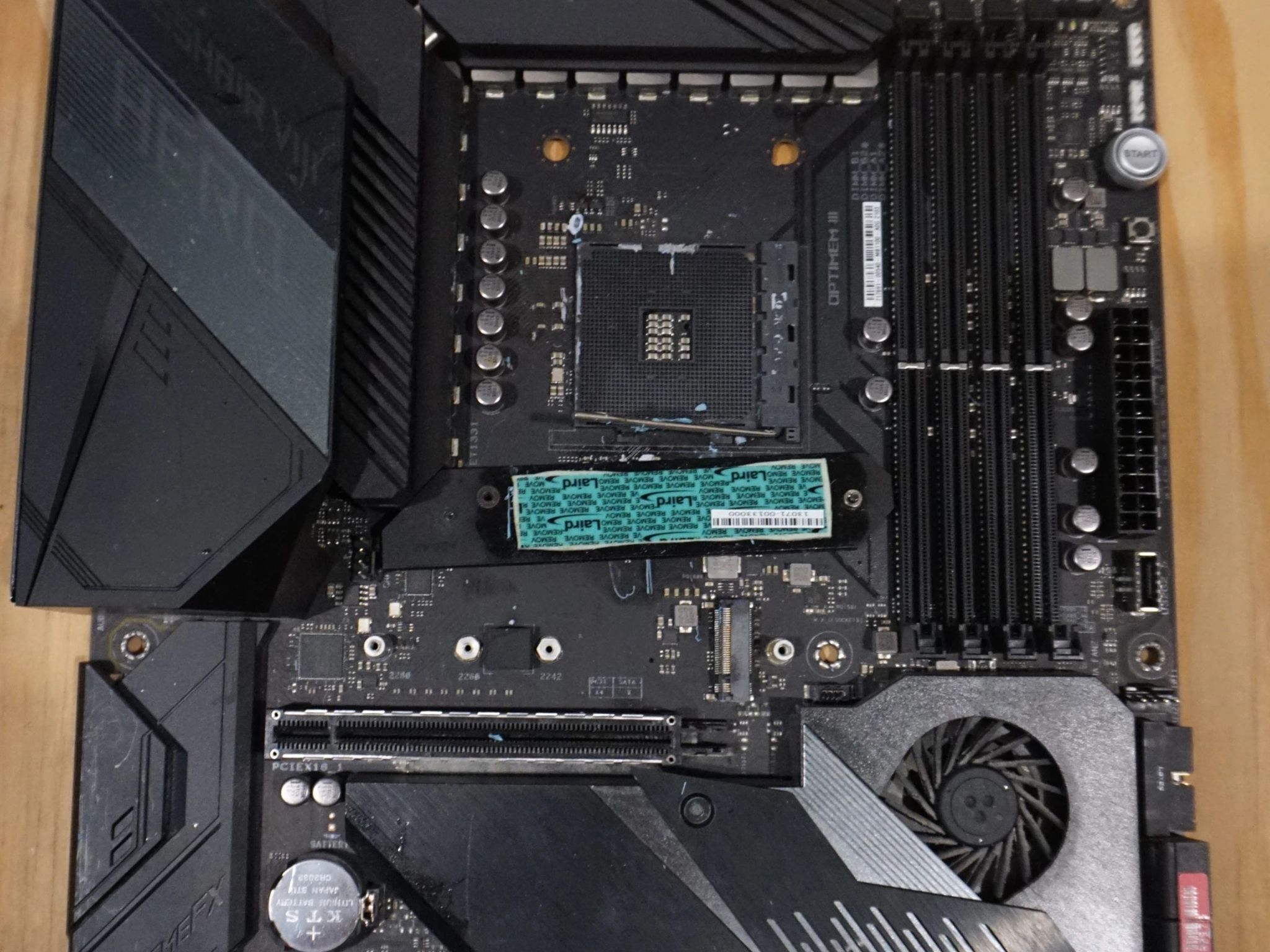 Asus ROG X570 Crosshair VIII Hero