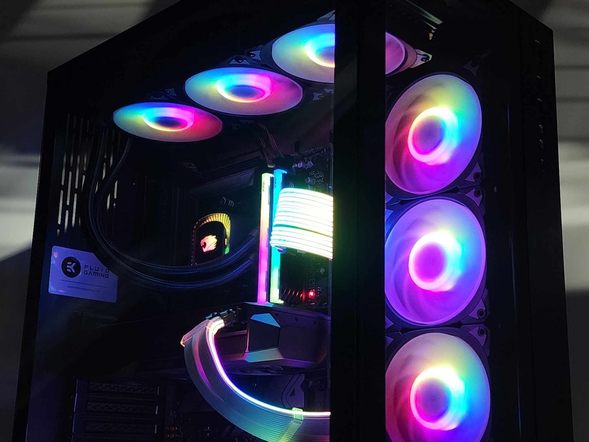 Gaming PC Ryzen 7 9700X 32GB RAM 1TB SSD RX 7900 XT 20GB Windows 11 Computer